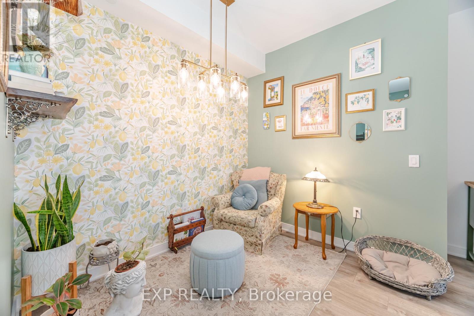 812 - 25 Neighbourhood Lane, Toronto, Ontario  M8Y 0C4 - Photo 9 - W12991542