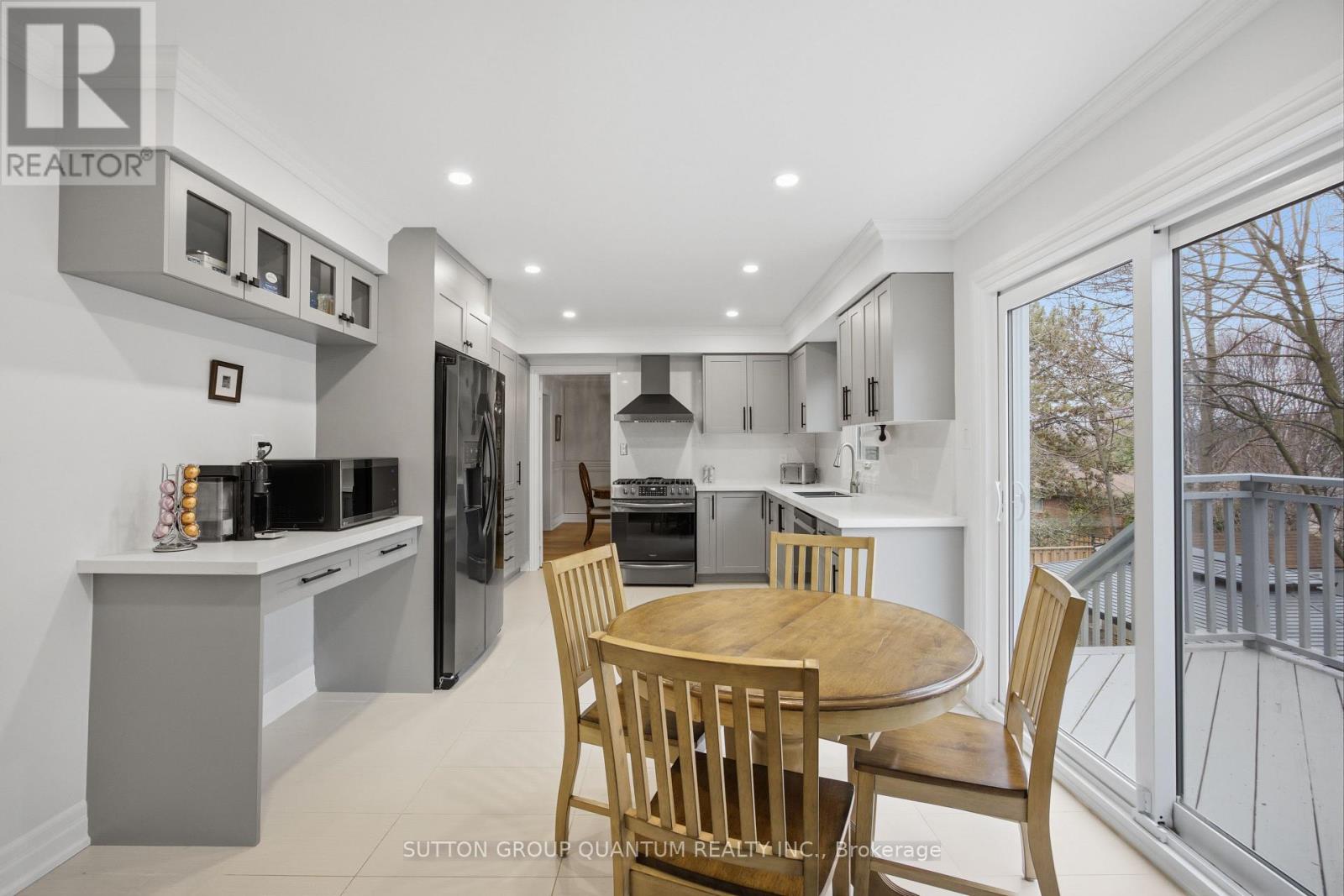 2509 King Forrest Drive, Mississauga, Ontario  L5K 2E5 - Photo 10 - W12991554