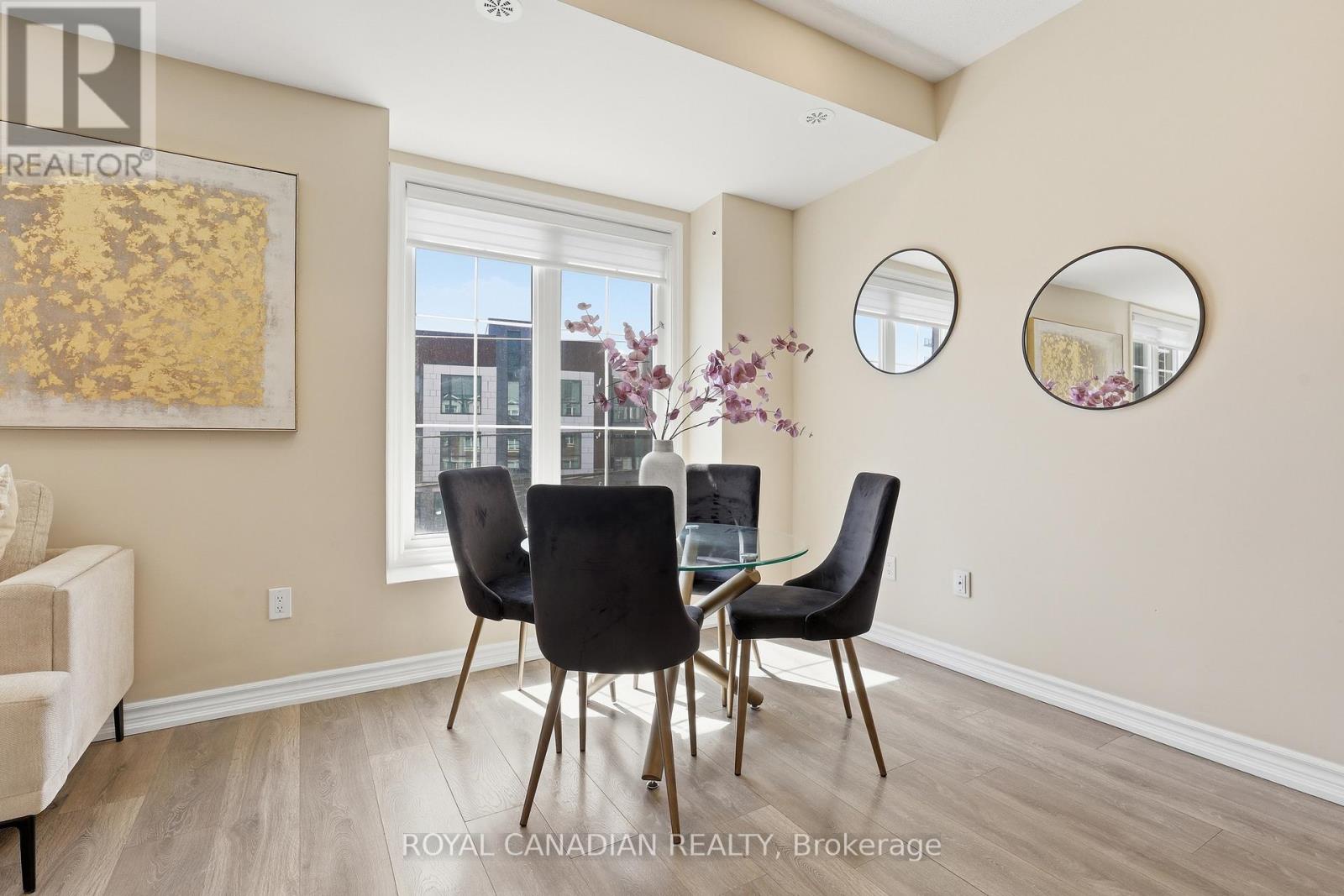 40-02 - 2420 Baronwood Drive, Oakville, Ontario  L6M 0X6 - Photo 11 - W12991562