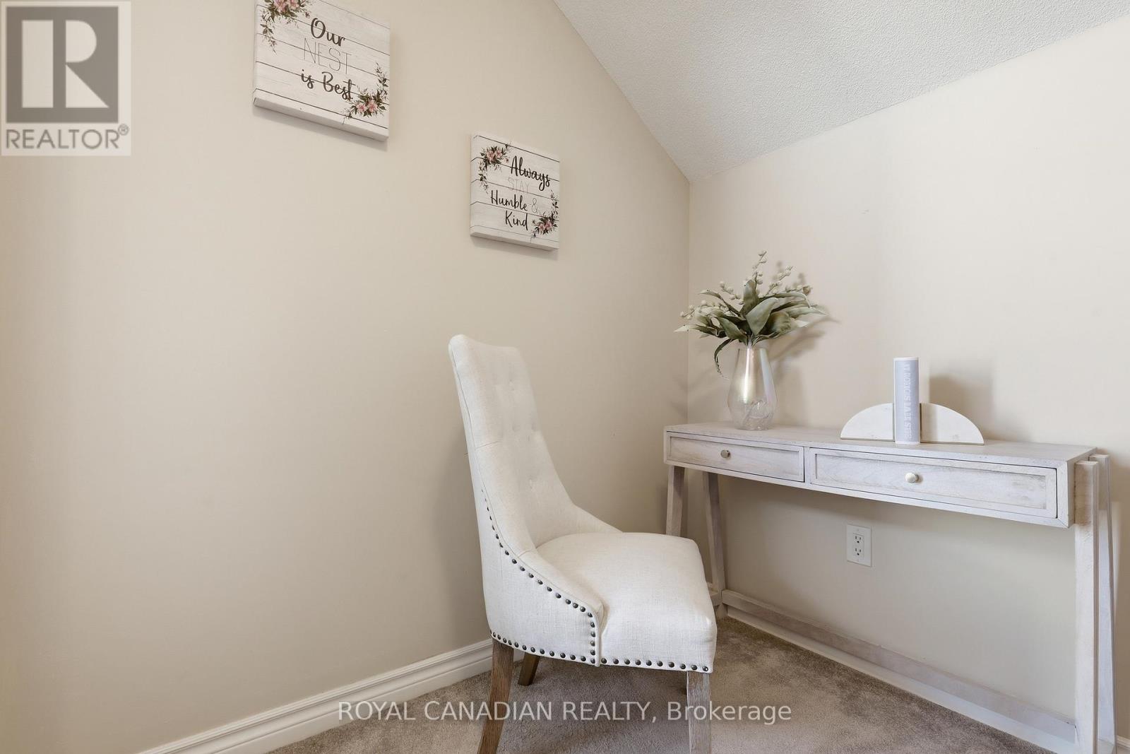 40-02 - 2420 Baronwood Drive, Oakville, Ontario  L6M 0X6 - Photo 21 - W12991562