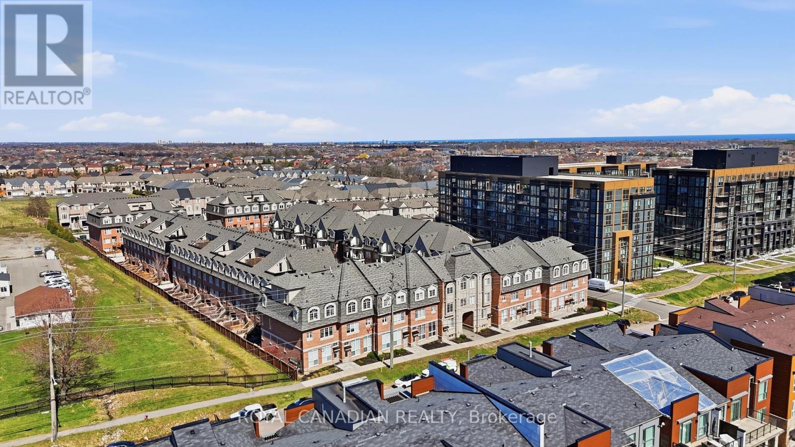 40-02 - 2420 Baronwood Drive, Oakville, Ontario  L6M 0X6 - Photo 26 - W12991562