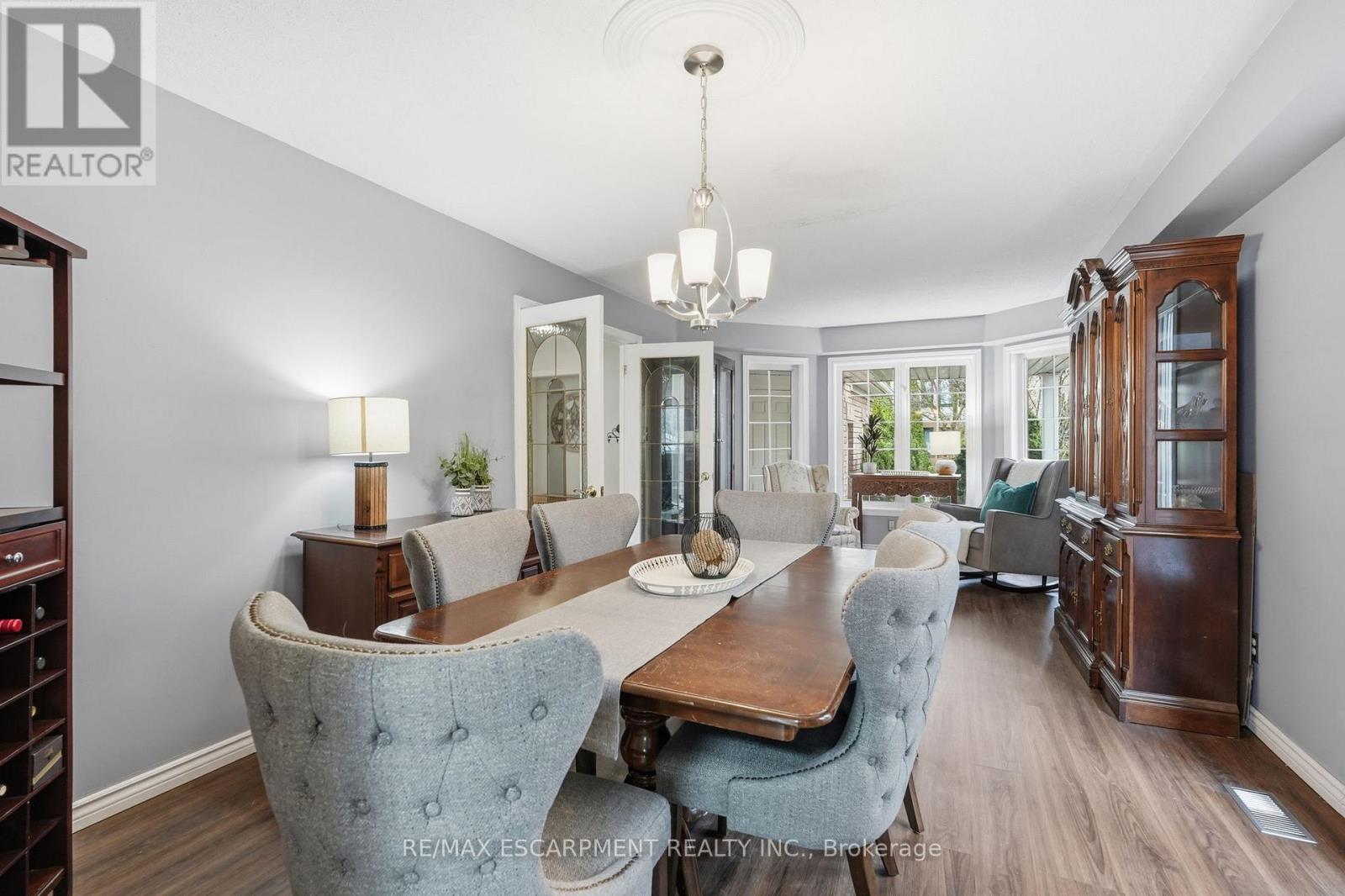 5189 Blue Spruce Avenue, Burlington, Ontario  L7L 6J5 - Photo 15 - W12991568