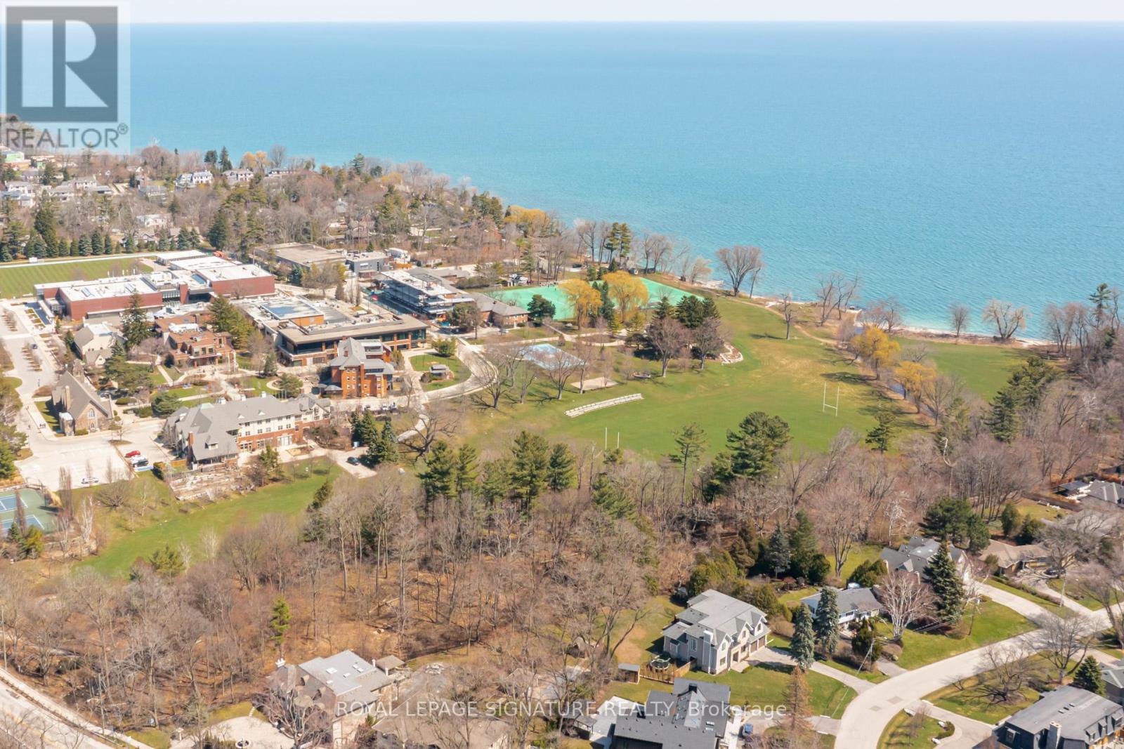 411 Maplehurst Avenue, Oakville, Ontario  L6L 4Y3 - Photo 30 - W12991588