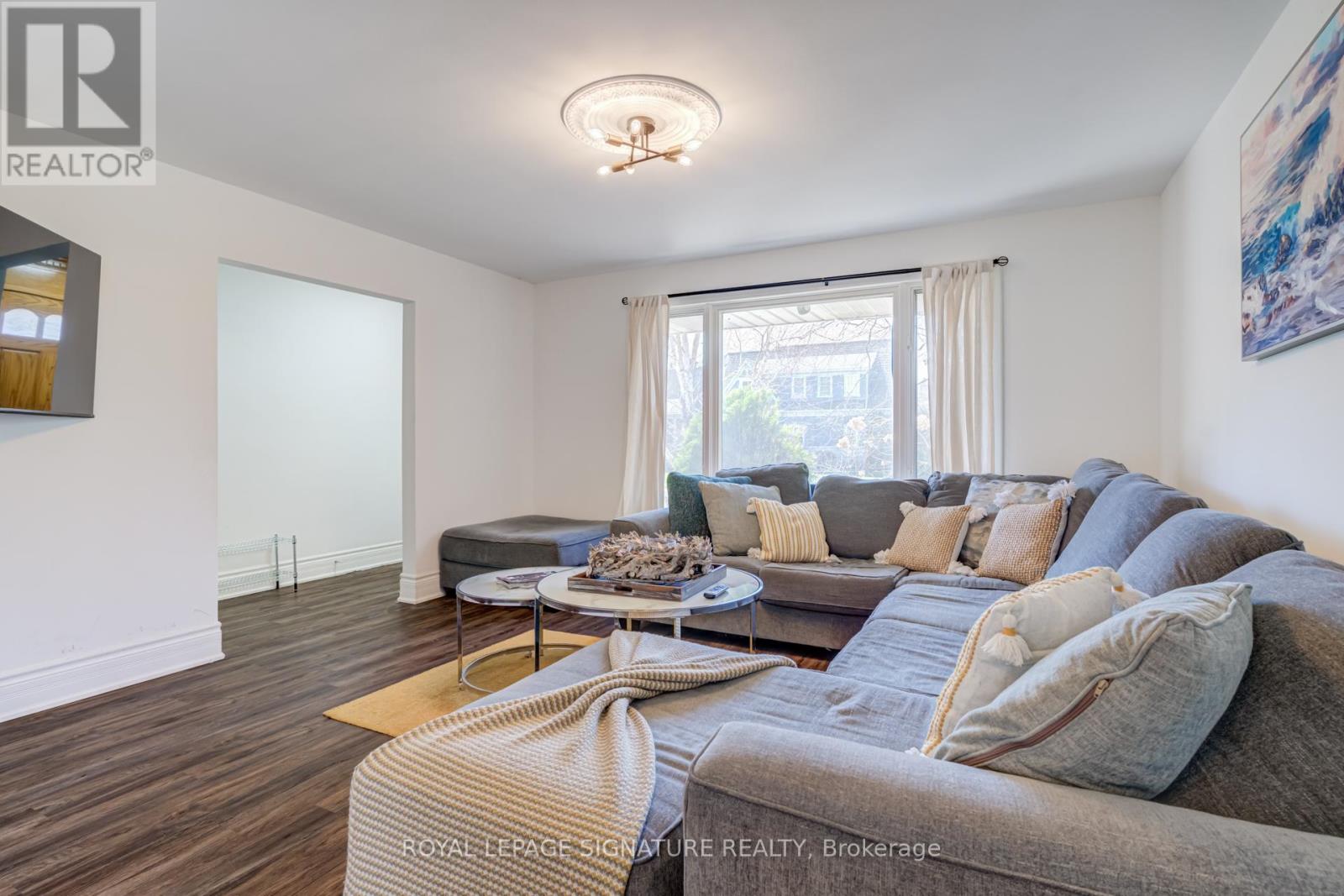 411 Maplehurst Avenue, Oakville, Ontario  L6L 4Y3 - Photo 7 - W12991588