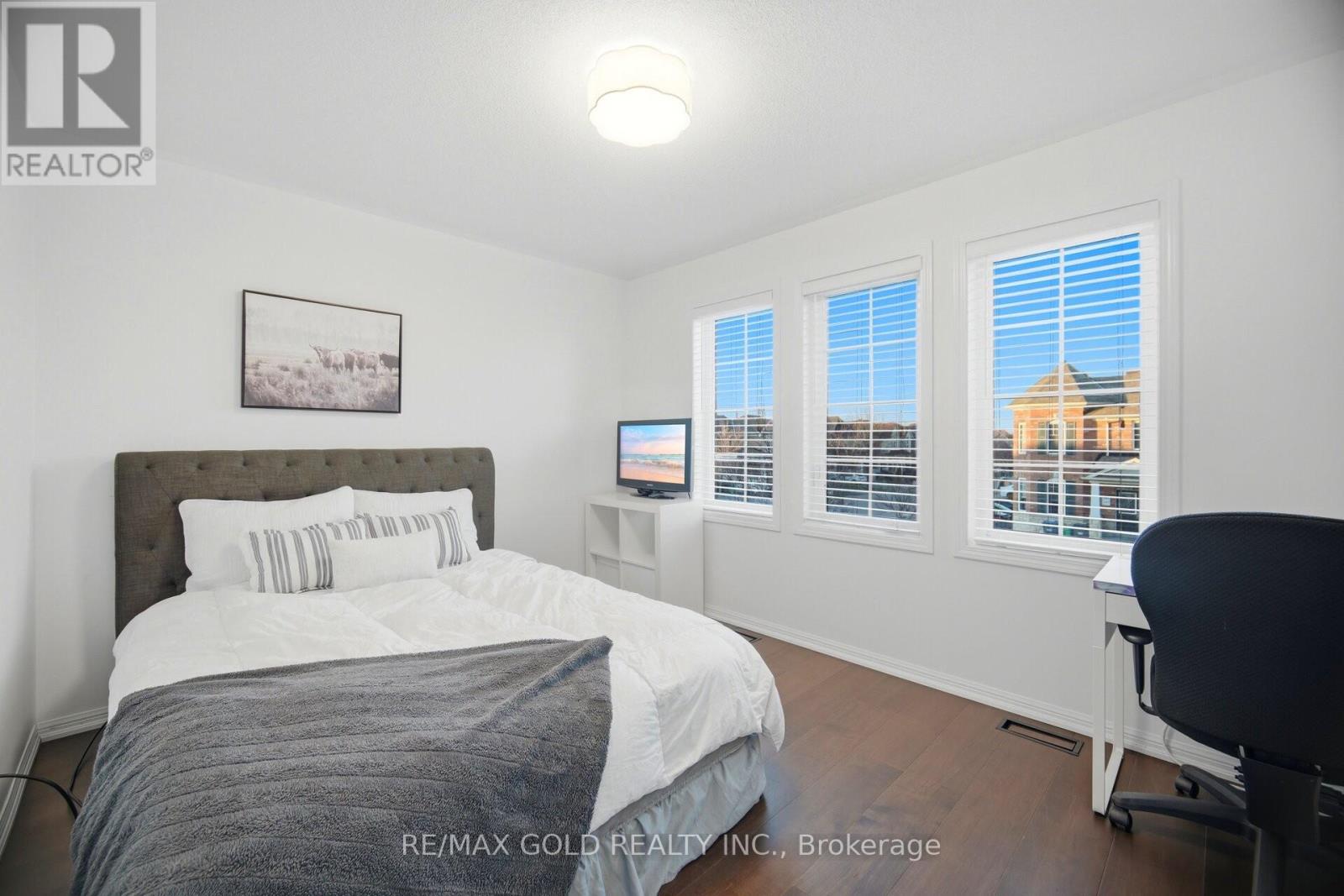 20 Peppermint Close, Brampton, Ontario L6P 3C7 - Photo 17 - W12991590