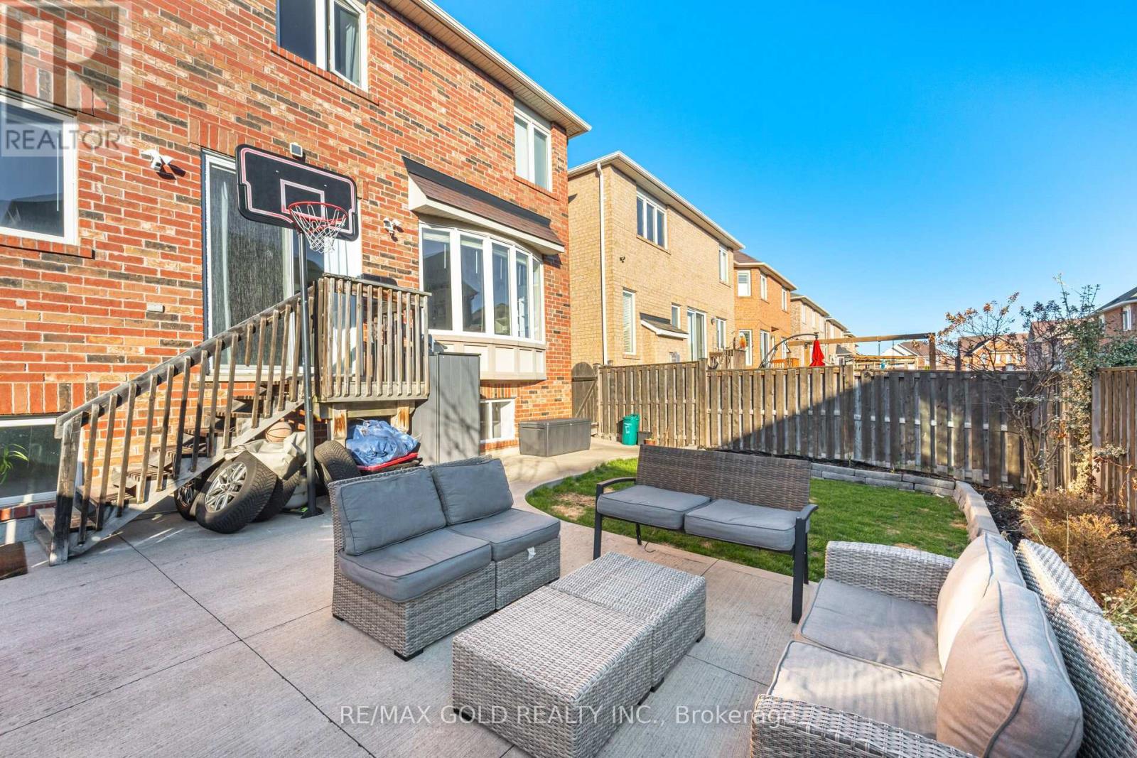 20 Peppermint Close, Brampton, Ontario L6P 3C7 - Photo 29 - W12991590