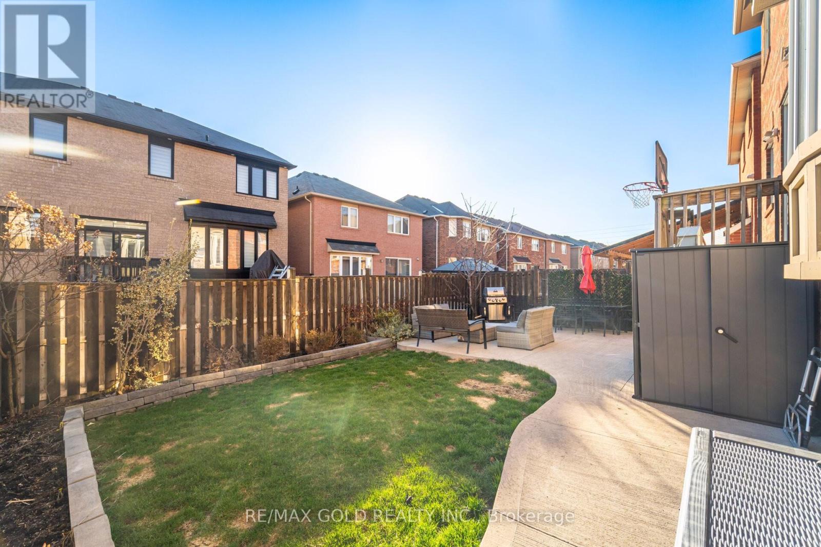 20 Peppermint Close, Brampton, Ontario L6P 3C7 - Photo 30 - W12991590