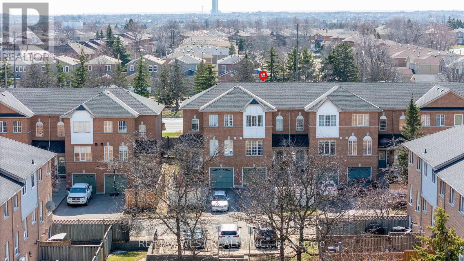 80 - 57 Brickyard Way, Brampton, Ontario  L6V 4M3 - Photo 38 - W12991608