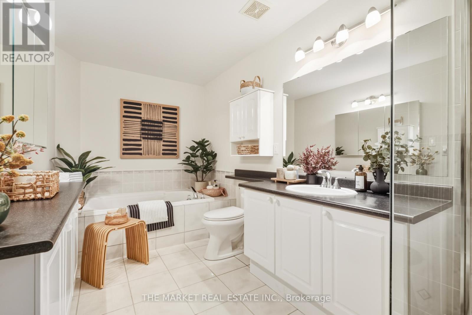 67 Winners Circle, Toronto, Ontario  M4L 3Y7 - Photo 26 - E12779024