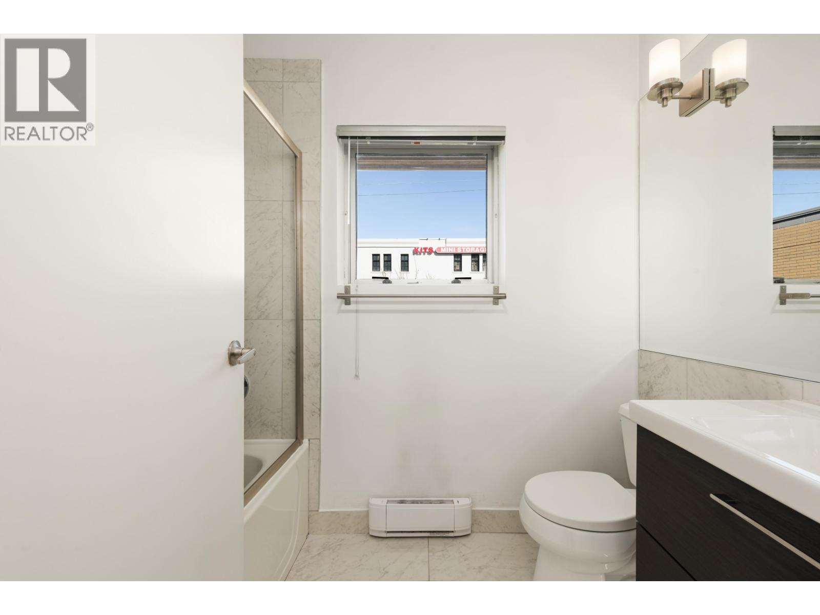 Ph2 2088 W 11th Avenue, Vancouver, British Columbia  V6J 2C9 - Photo 16 - R3110344