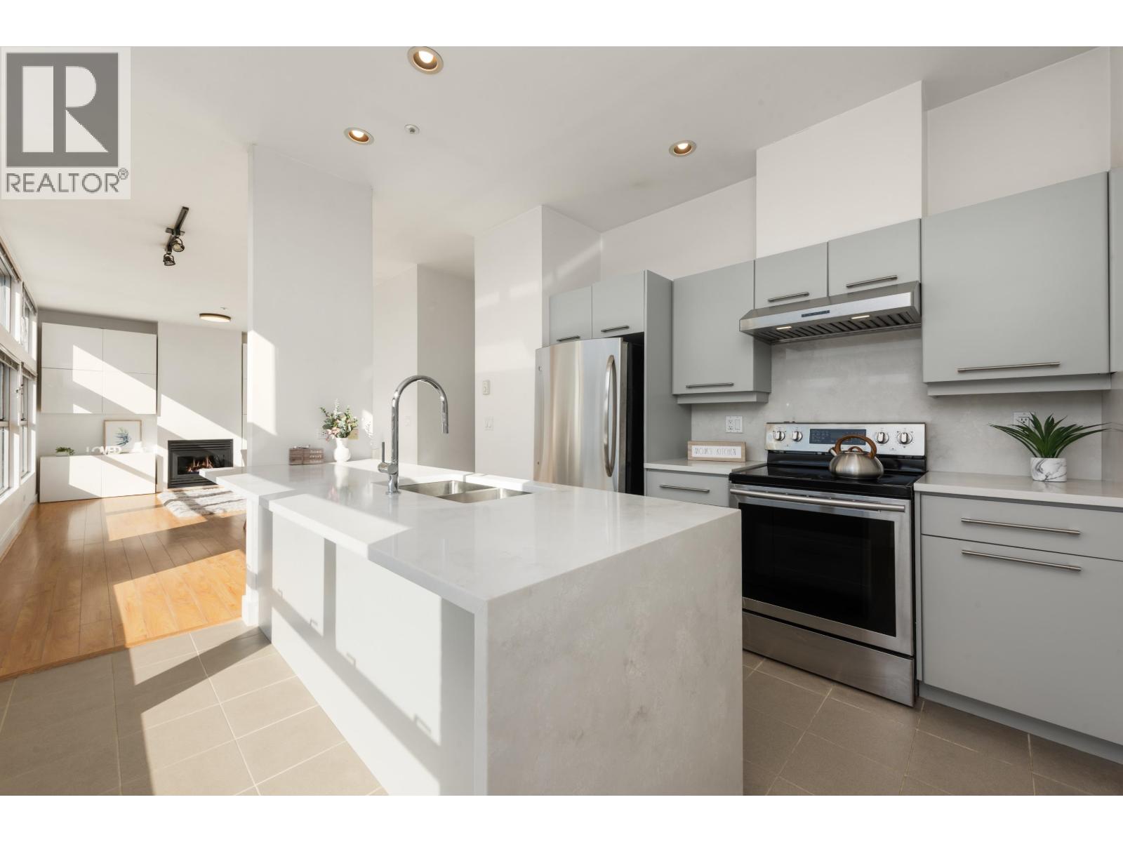 Ph2 2088 W 11th Avenue, Vancouver, British Columbia  V6J 2C9 - Photo 13 - R3110344