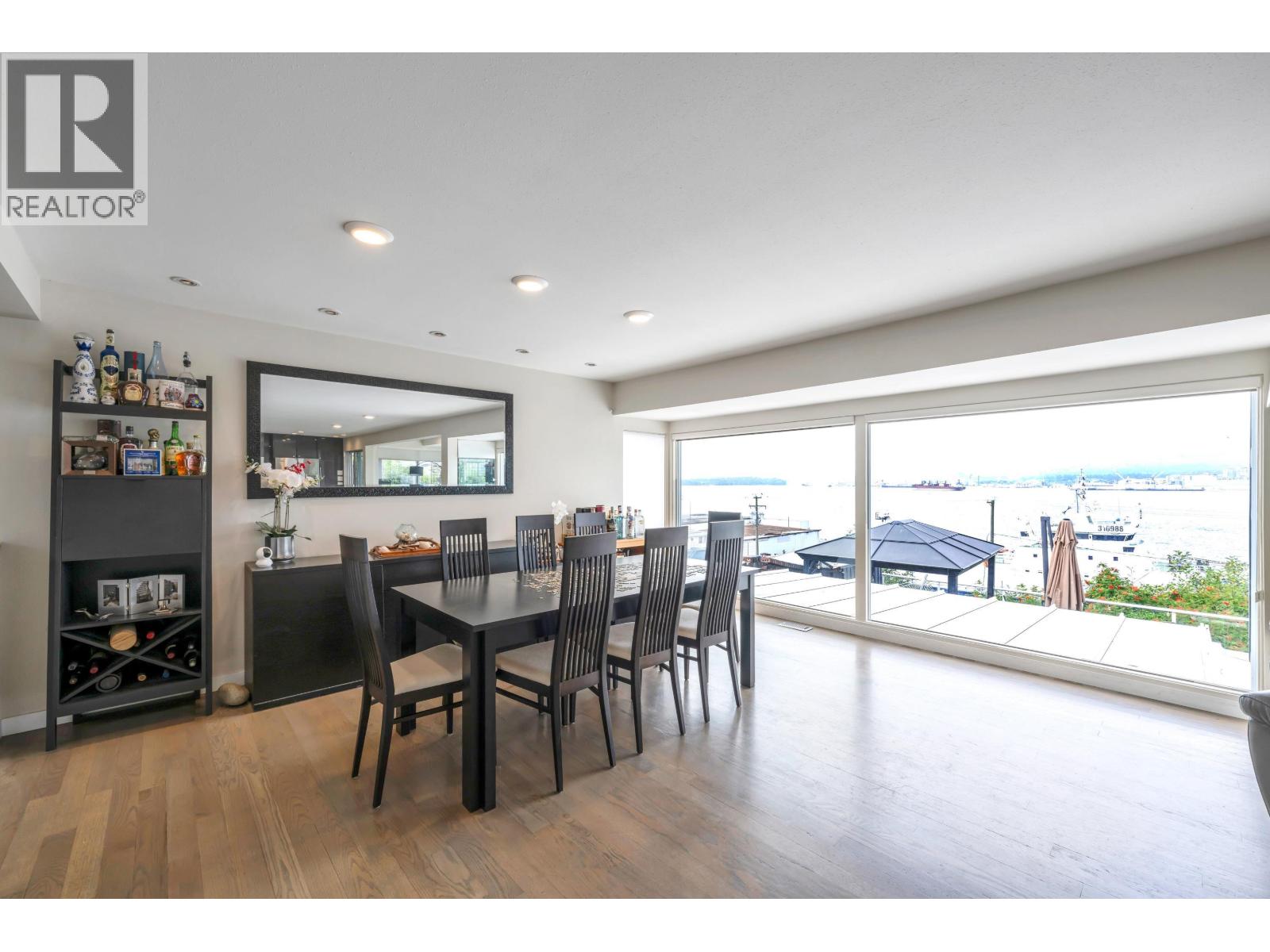 2385 Wall Street, Vancouver, British Columbia V5L 1B8 - Photo 14 - R3106240