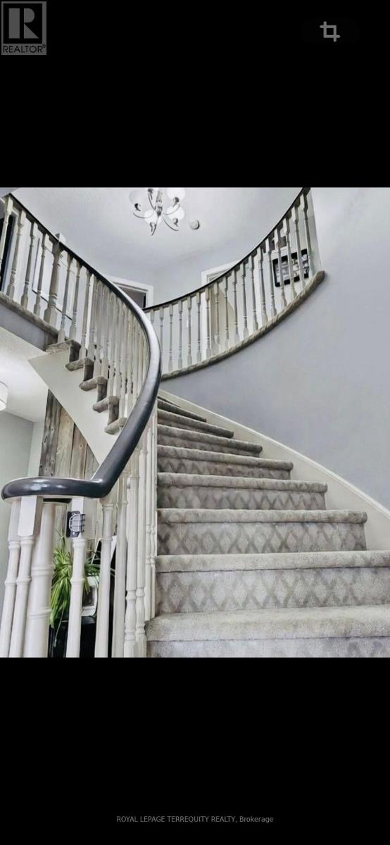 25 Jagges Drive, Barrie (Edgehill Drive), Ontario  L4N 0W9 - Photo 22 - S12990296