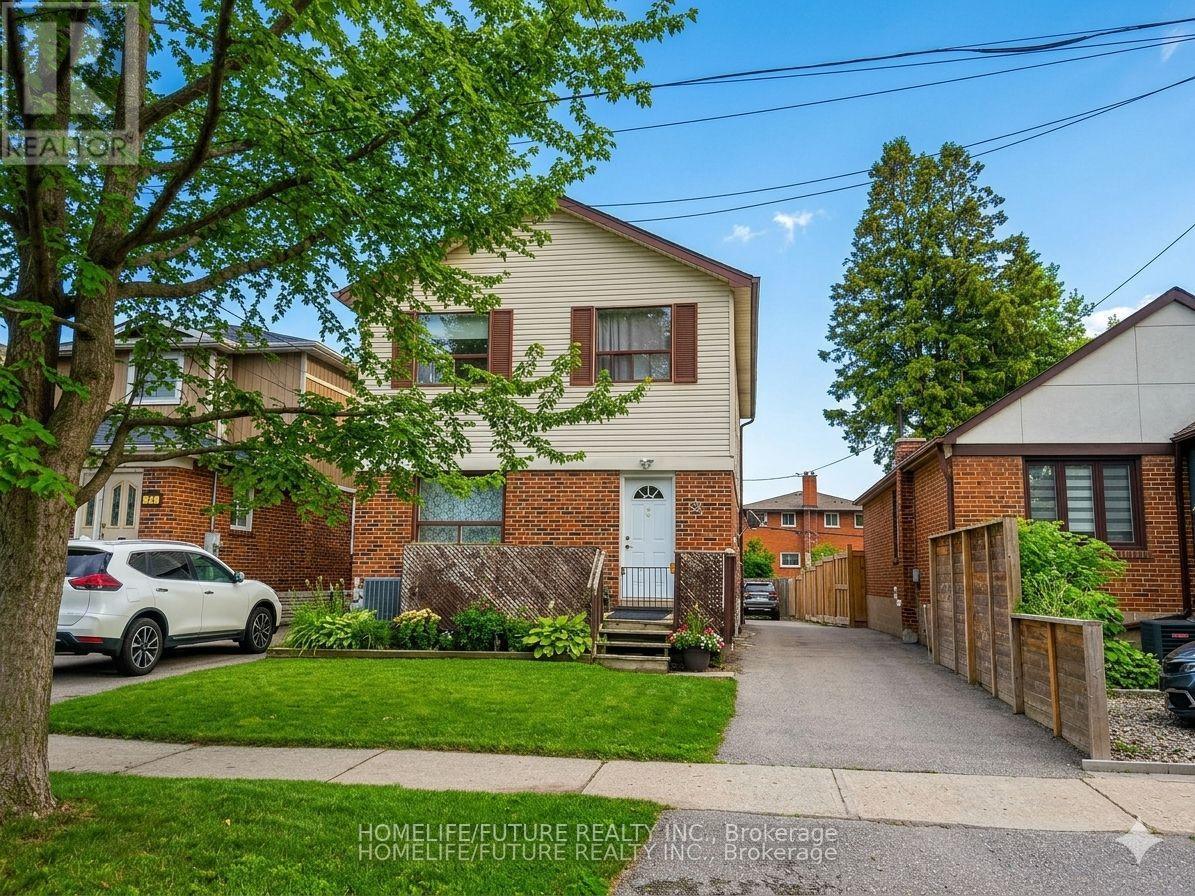 BSMT - 53 BURLINGAME ROAD, Toronto, Ontario