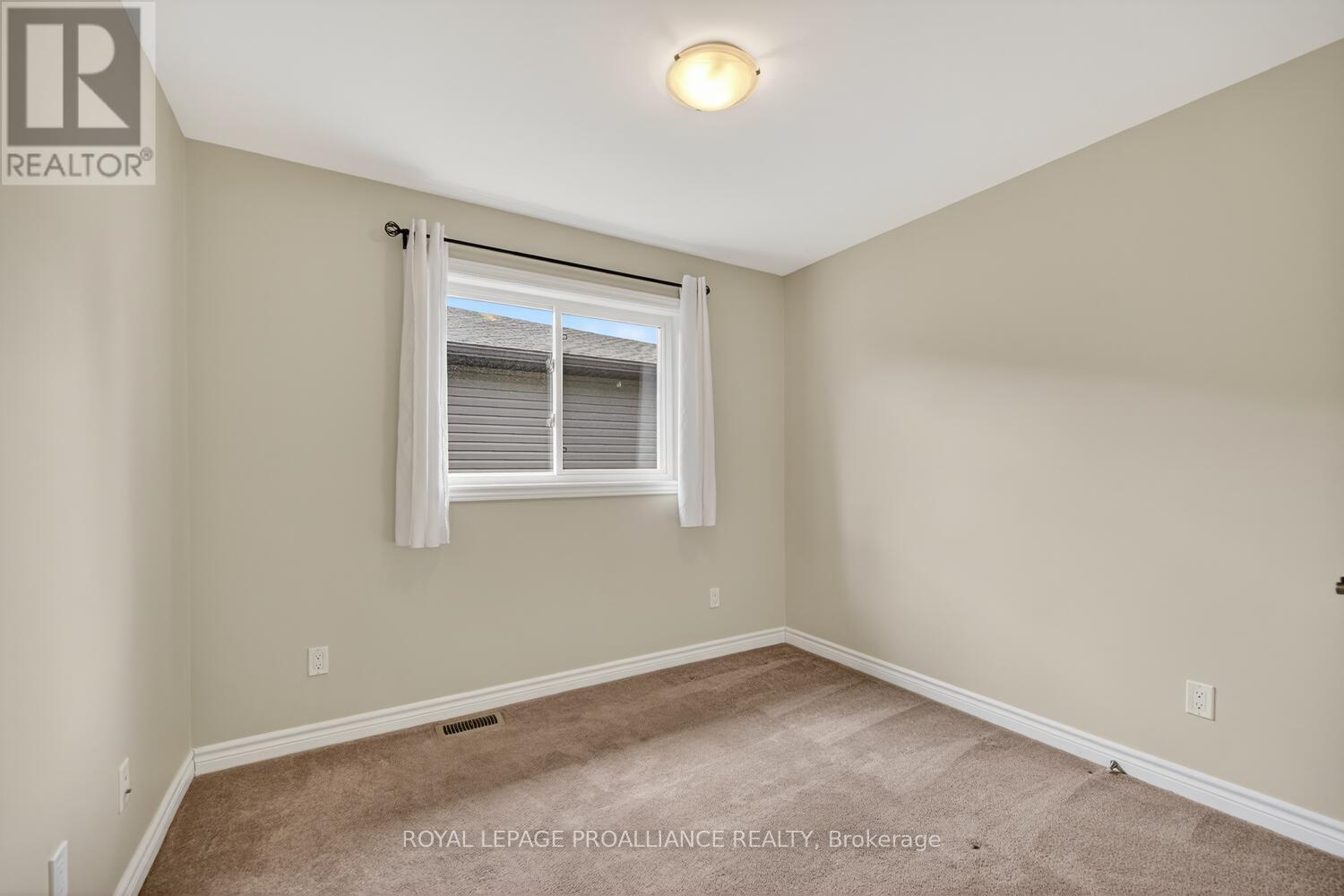 324 Fischl Drive, Prescott, Ontario  K0E 1T0 - Photo 18 - X12991884