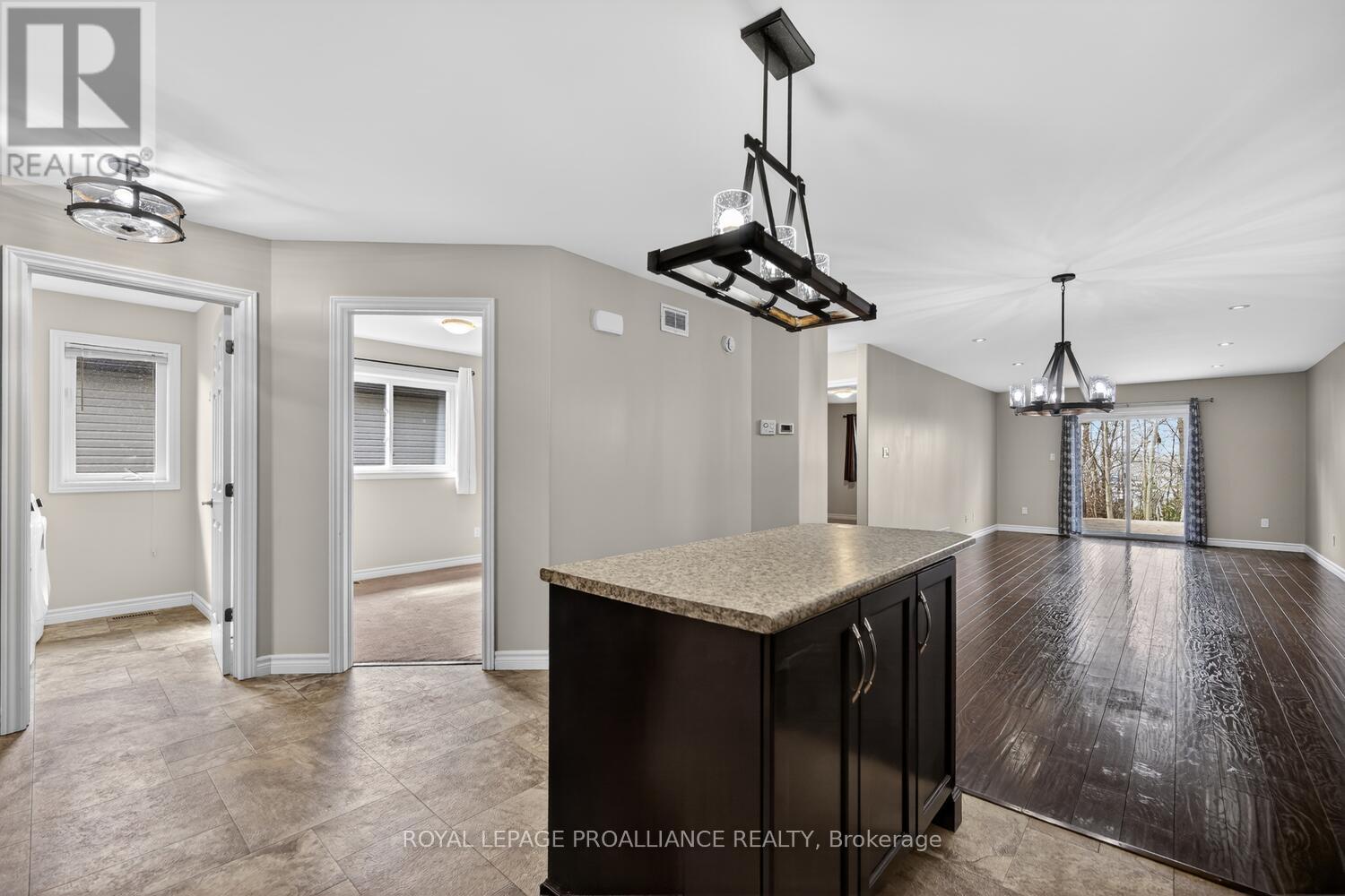 324 Fischl Drive, Prescott, Ontario  K0E 1T0 - Photo 7 - X12991884