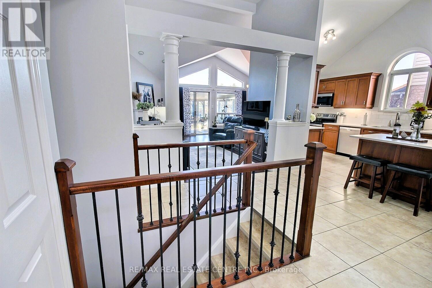 16 Sullivan Court, Cambridge, Ontario  N1S 5A4 - Photo 6 - X12991516