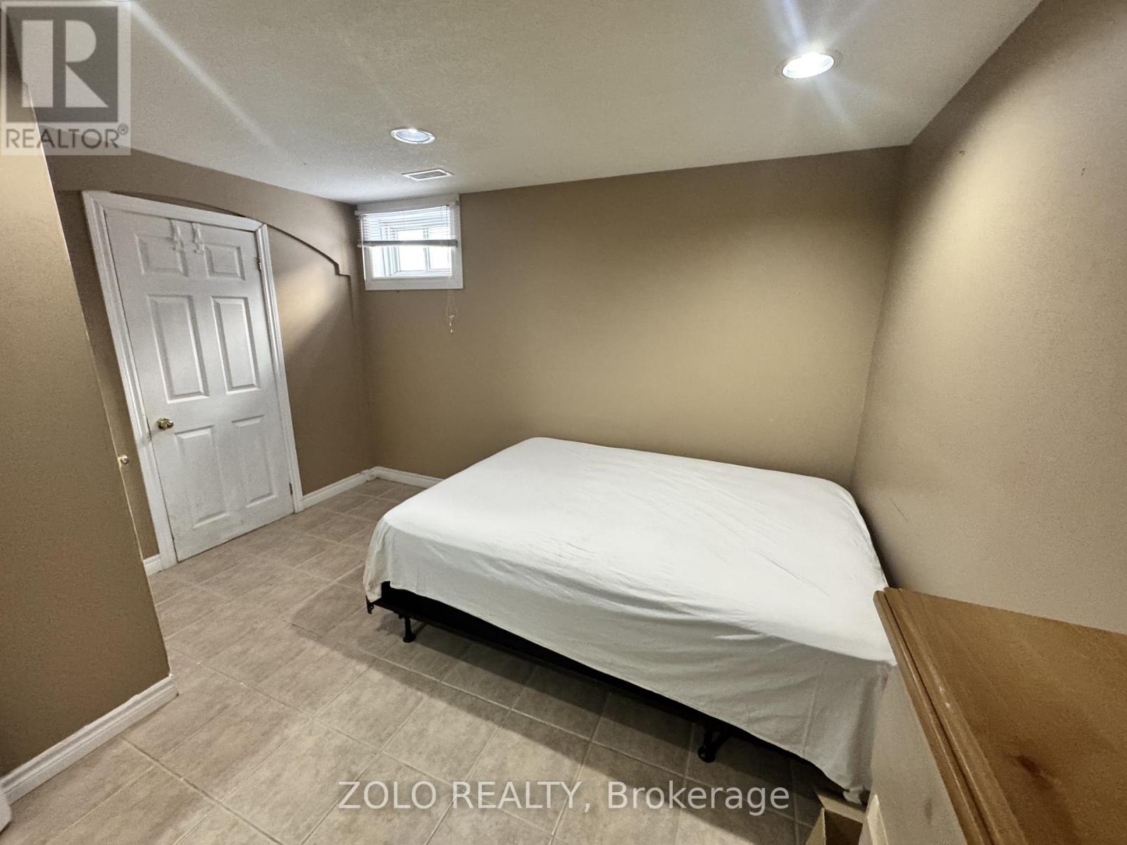 Basement - 59 Colin Crescent, Hamilton, Ontario  L9A 5H8 - Photo 9 - X12991638