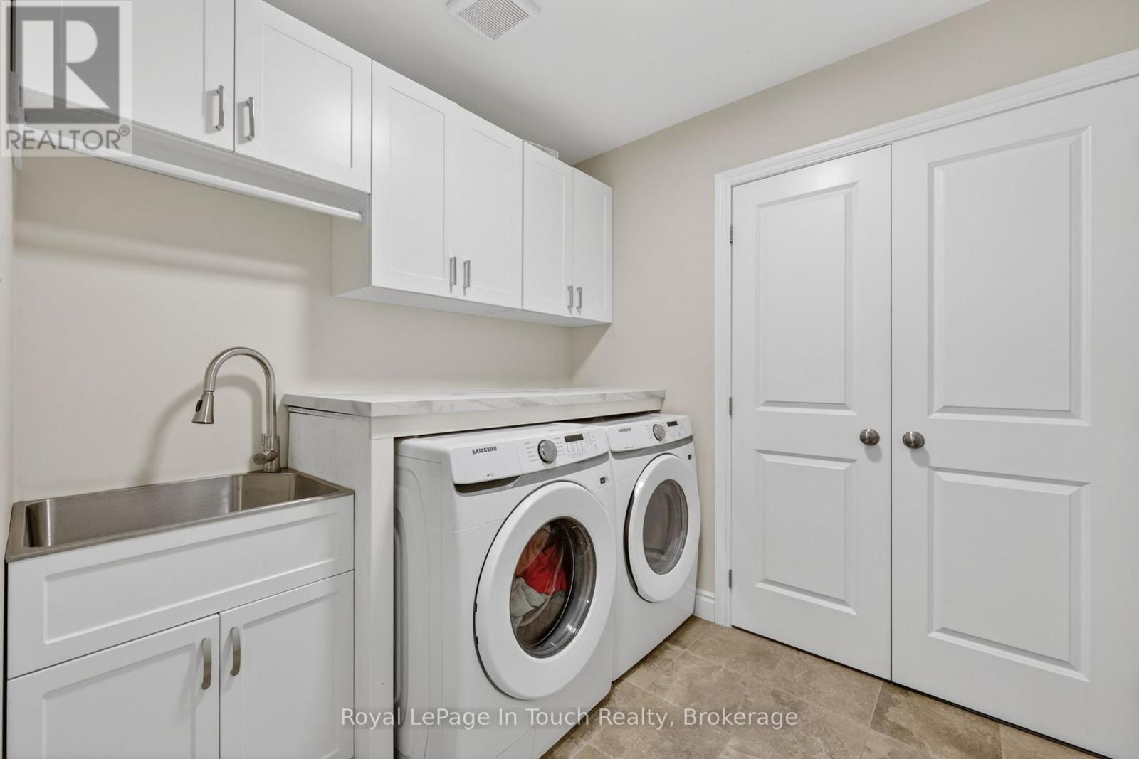 55 Hunter Avenue, Tay, Ontario  L0K 2A0 - Photo 16 - S12991688