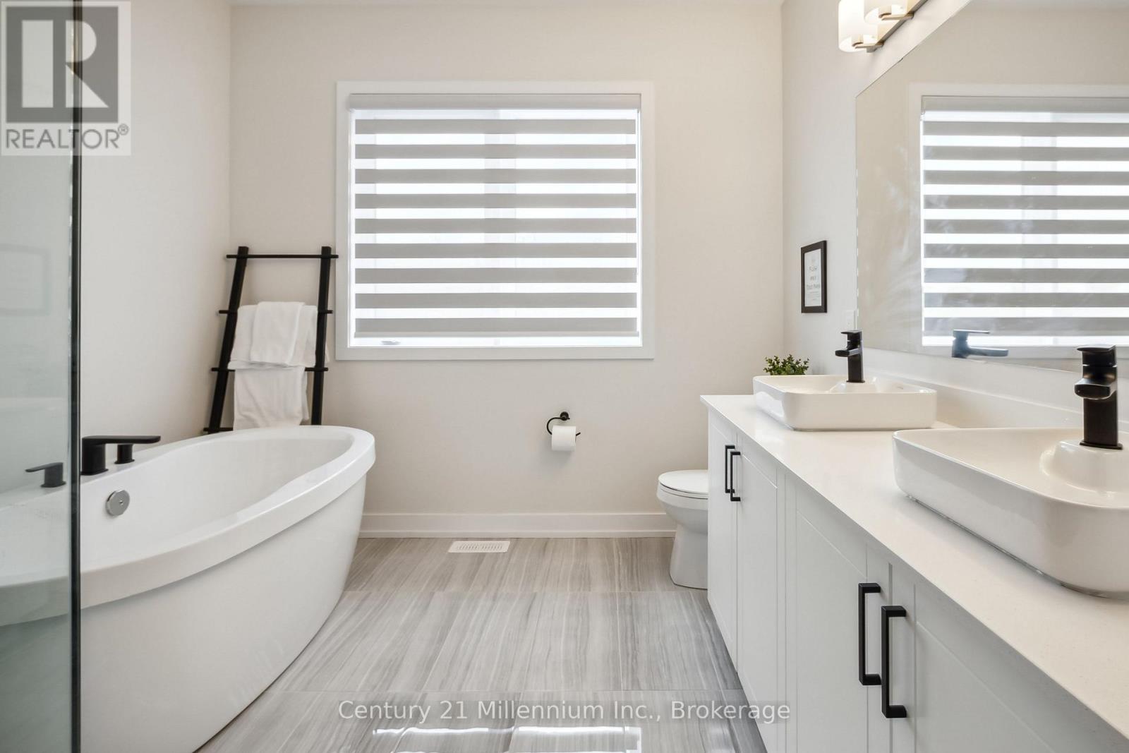 125 Stoneleigh Drive, Blue Mountains, Ontario  L9Y 4X5 - Photo 29 - X12991664