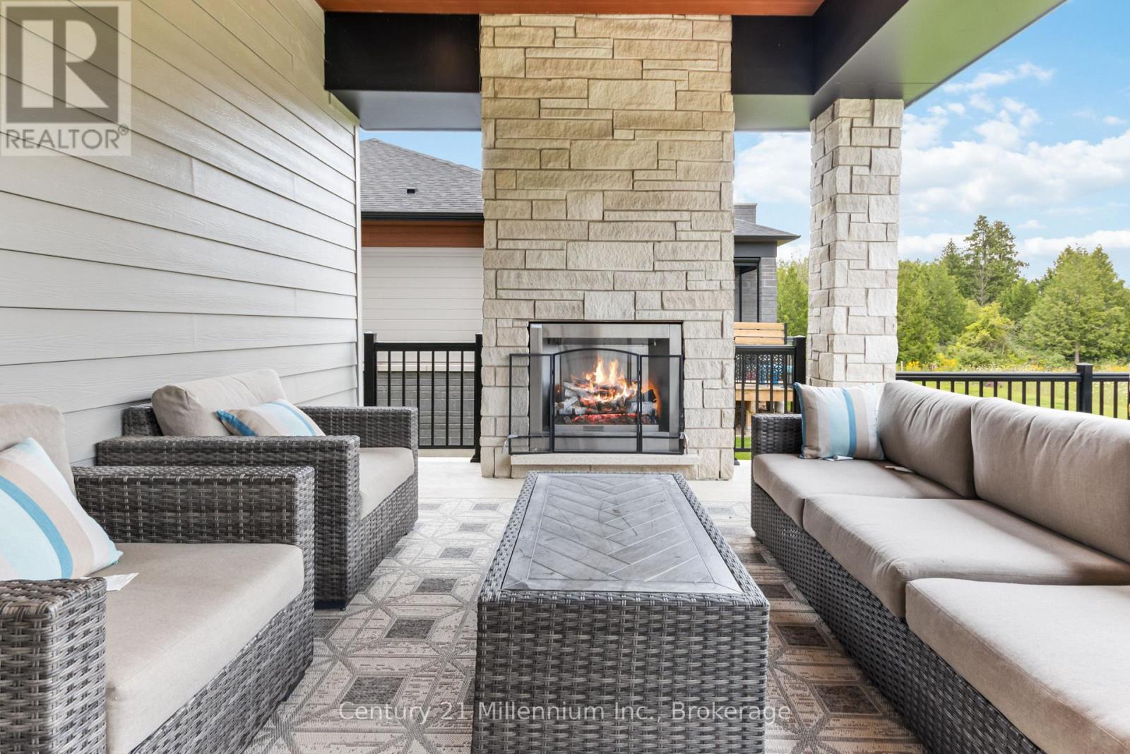 125 Stoneleigh Drive, Blue Mountains, Ontario  L9Y 4X5 - Photo 44 - X12991664