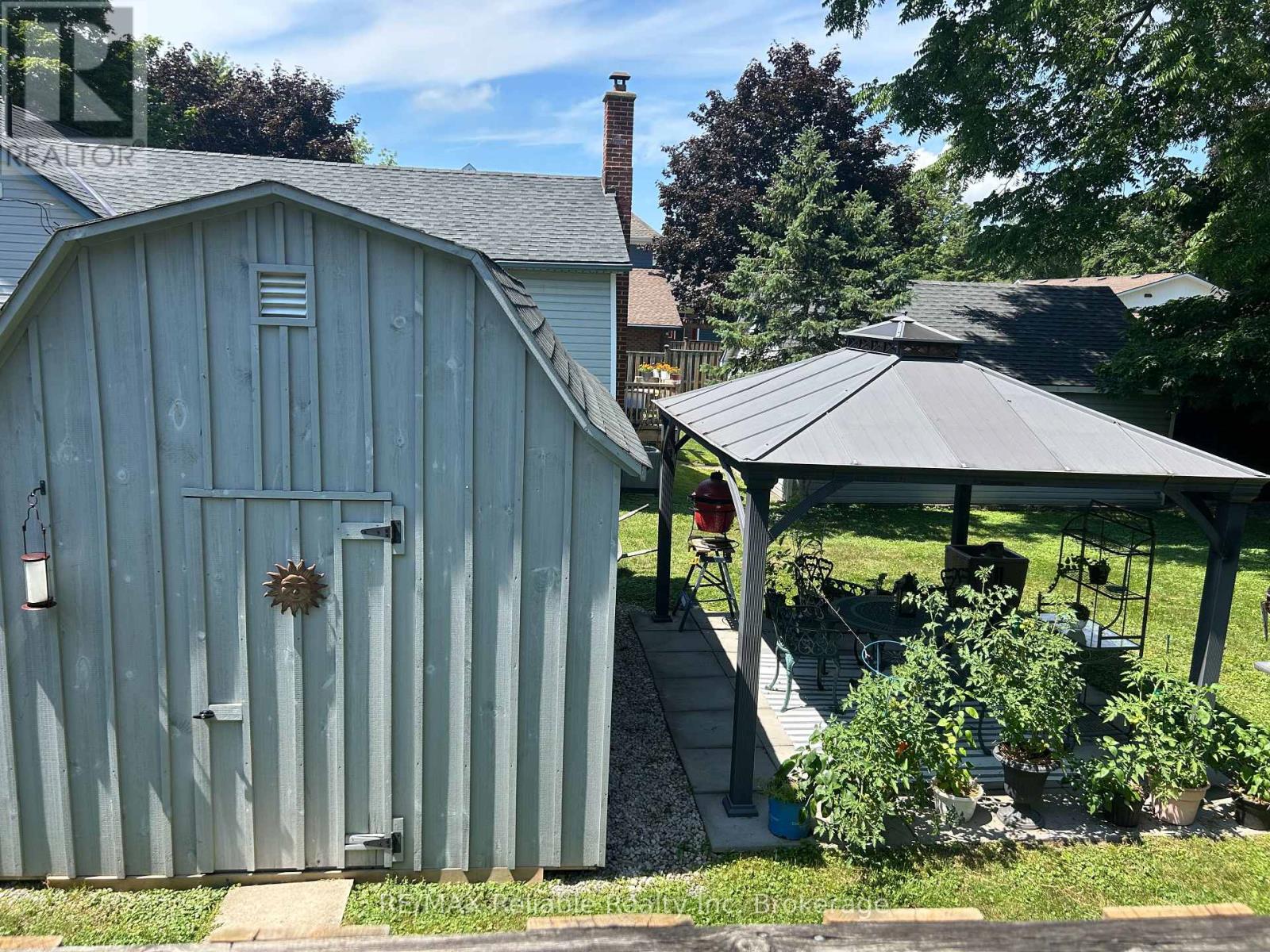 43 Jarvis Street N, Huron East, Ontario  N0K 1W0 - Photo 42 - X12991718