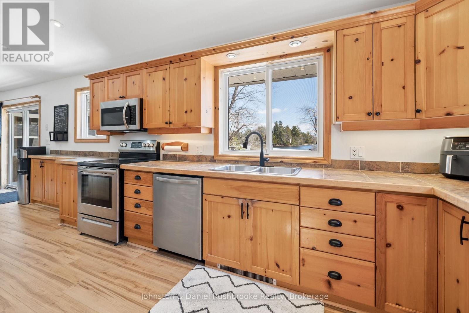 1005 Echo Bay Road, Muskoka Lakes, Ontario  P0C 1A0 - Photo 16 - X12991756