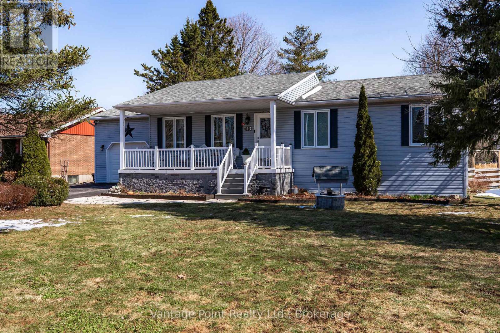 113 Glenwood Place, West Grey, Ontario  N0C 1H0 - Photo 3 - X12991802