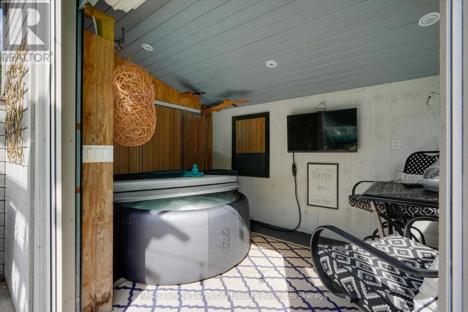 23 Thomas Crescent, Huntsville, Ontario  P1H 2M3 - Photo 16 - X12991824