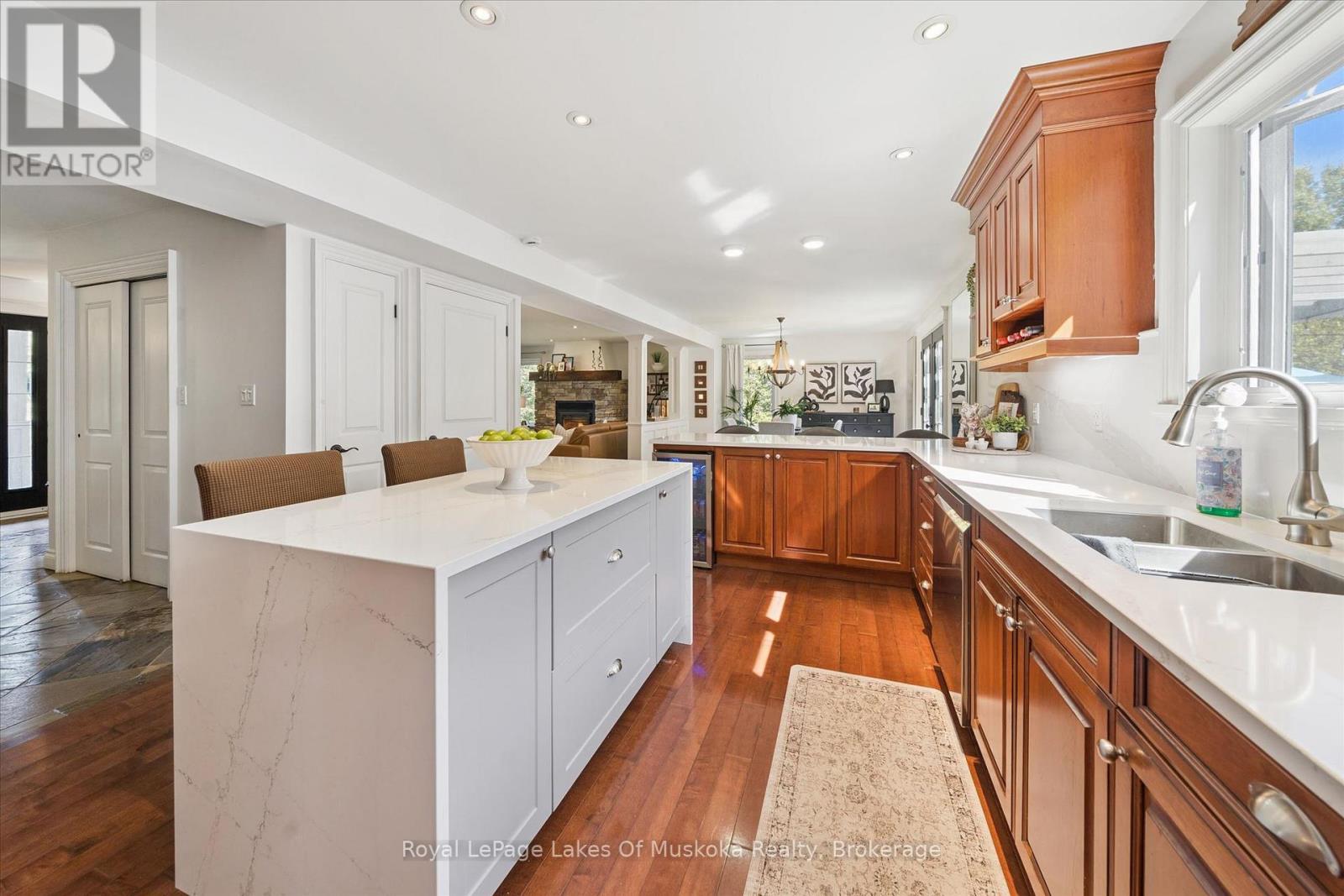 23 Thomas Crescent, Huntsville, Ontario  P1H 2M3 - Photo 26 - X12991824