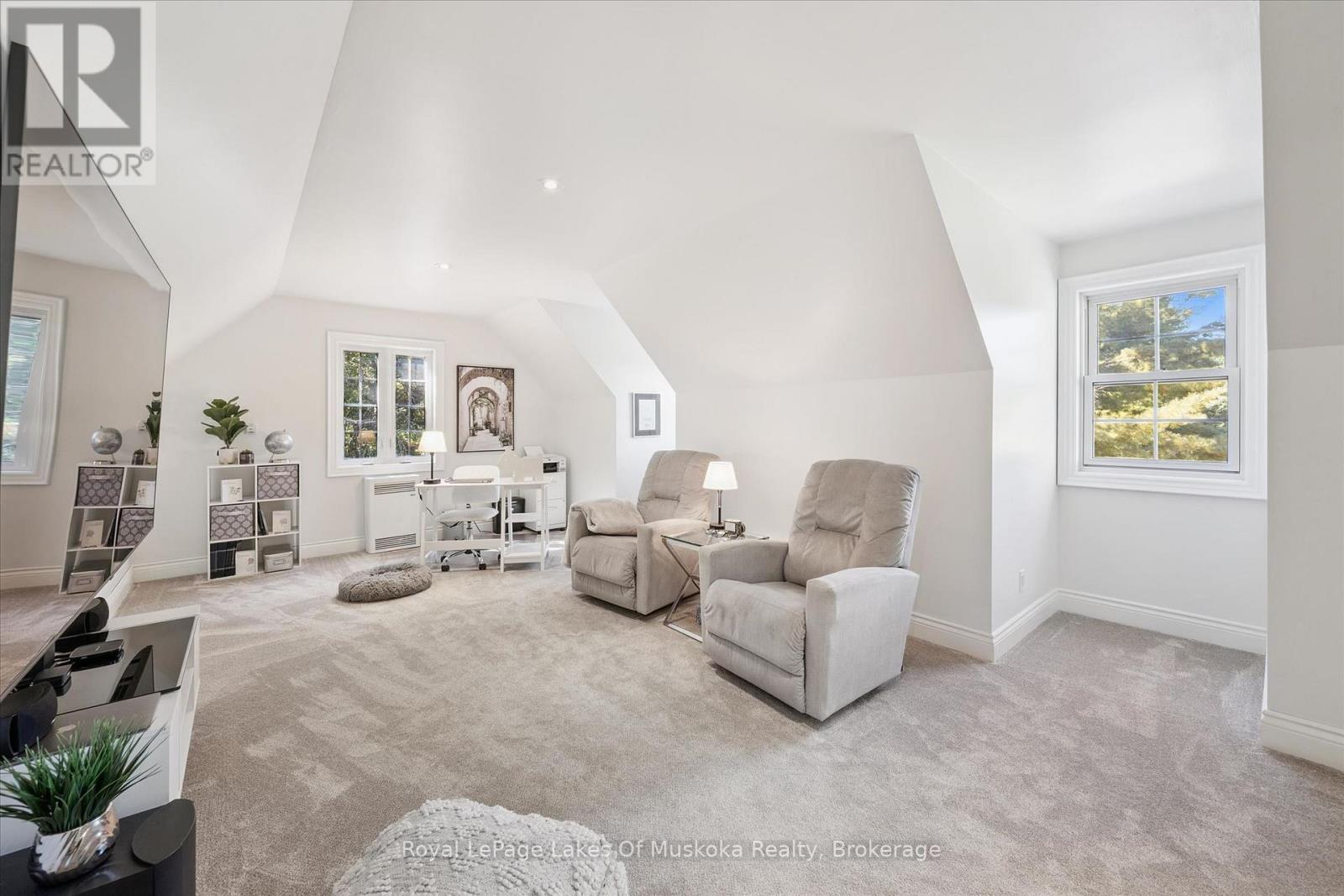 23 Thomas Crescent, Huntsville, Ontario  P1H 2M3 - Photo 39 - X12991824