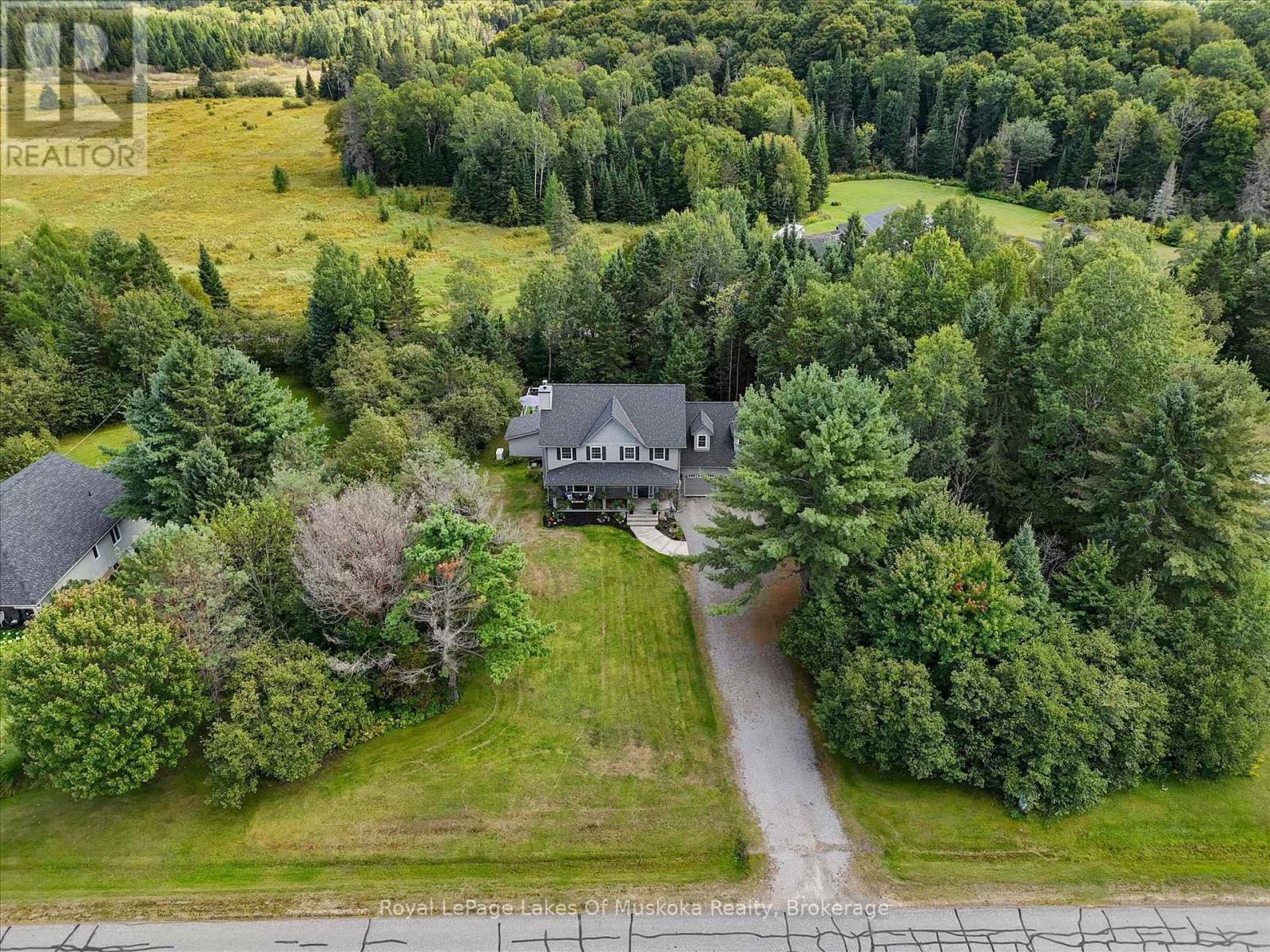 23 Thomas Crescent, Huntsville, Ontario  P1H 2M3 - Photo 46 - X12991824