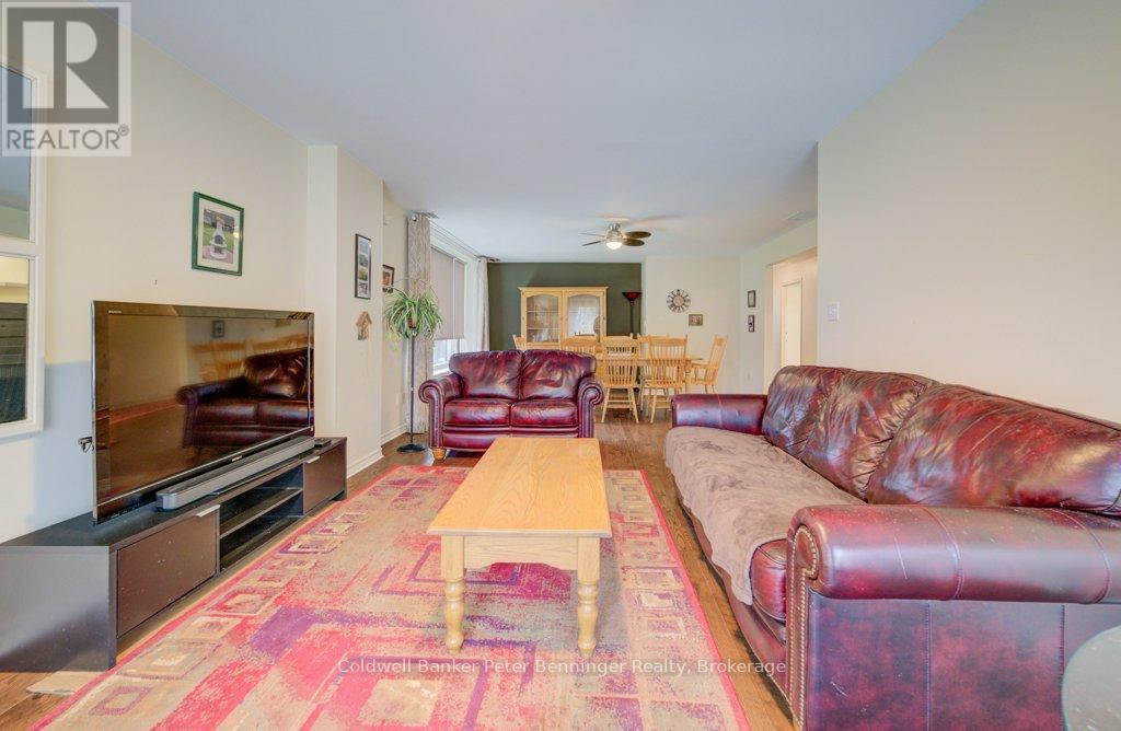 425 Mary Street, Brockton, Ontario N0G 2V0 - Photo 15 - X12991868