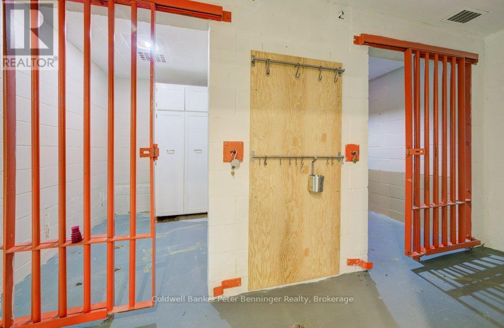 425 Mary Street, Brockton, Ontario N0G 2V0 - Photo 26 - X12991868