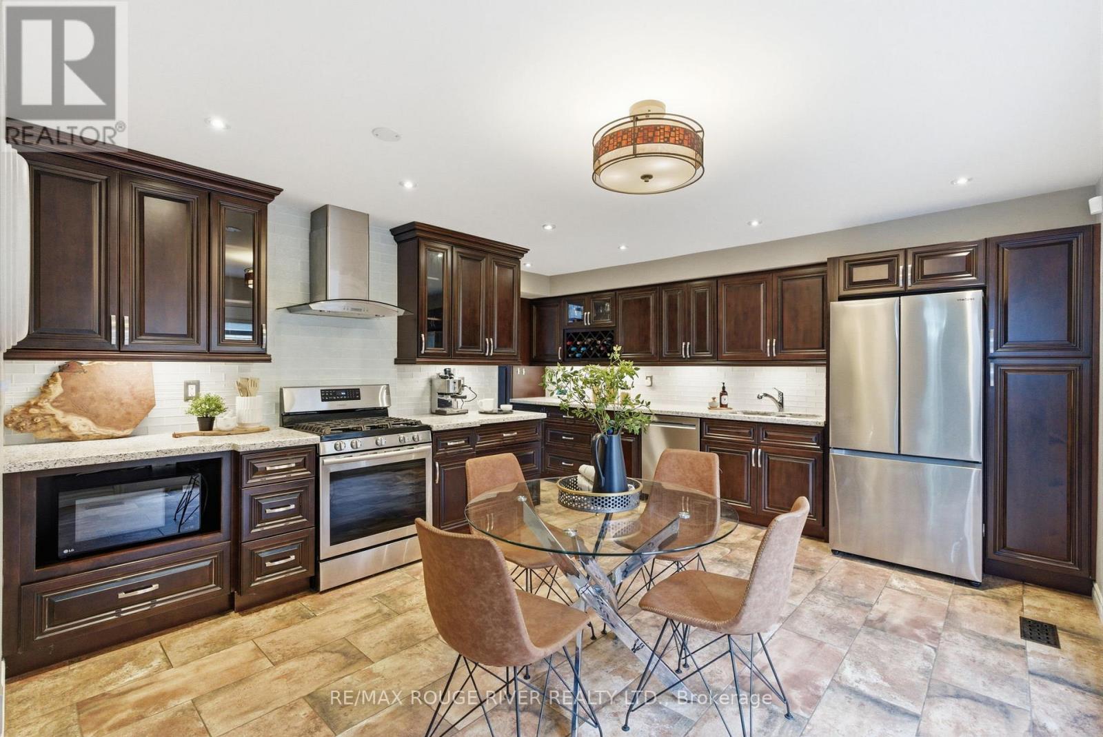 209 Darcy Street, Oshawa, Ontario  L1G 3B9 - Photo 14 - E12991820