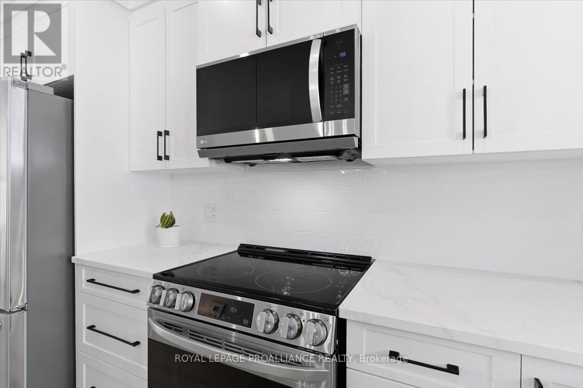 34 Rosewood Drive, Quinte West, Ontario  K0K 2C0 - Photo 13 - X12991826