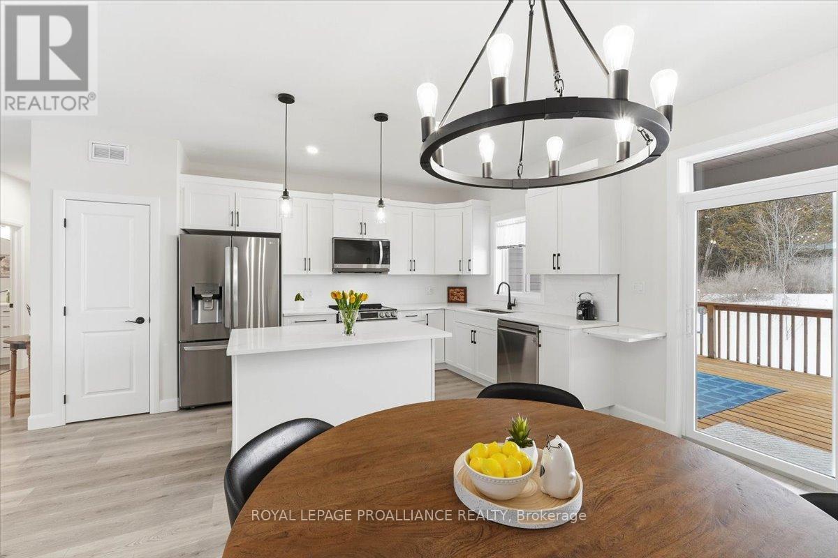 34 Rosewood Drive, Quinte West, Ontario  K0K 2C0 - Photo 18 - X12991826