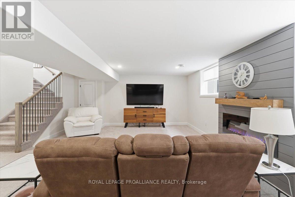 34 Rosewood Drive, Quinte West, Ontario  K0K 2C0 - Photo 29 - X12991826