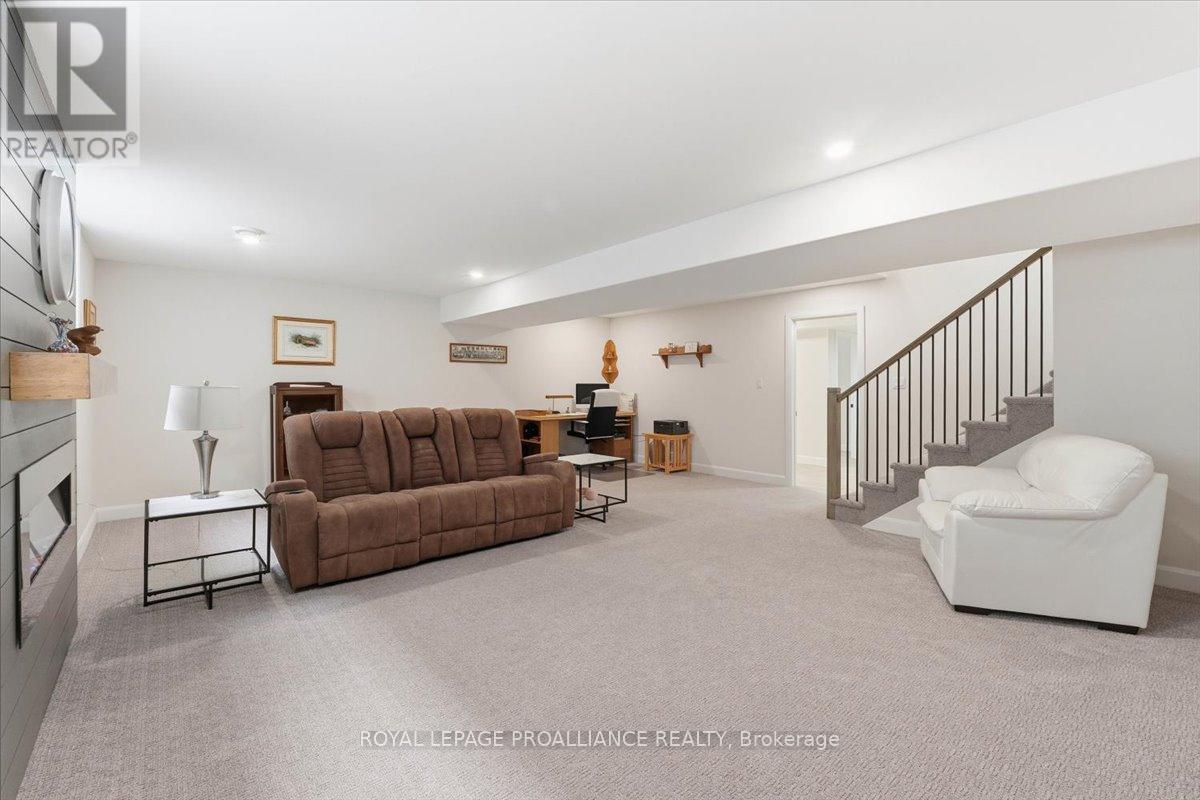 34 Rosewood Drive, Quinte West, Ontario  K0K 2C0 - Photo 30 - X12991826