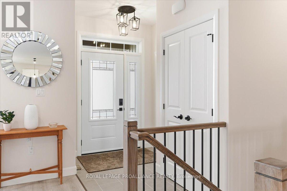 34 Rosewood Drive, Quinte West, Ontario  K0K 2C0 - Photo 4 - X12991826