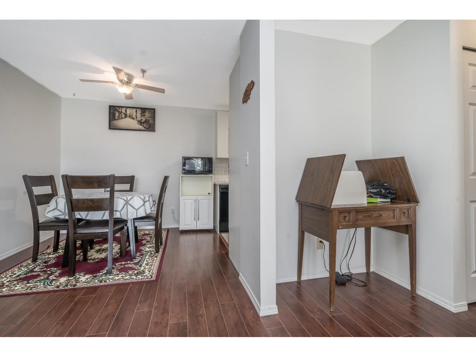 215 33535 King Road, Abbotsford, British Columbia  V2S 6Z5 - Photo 7 - R3109101