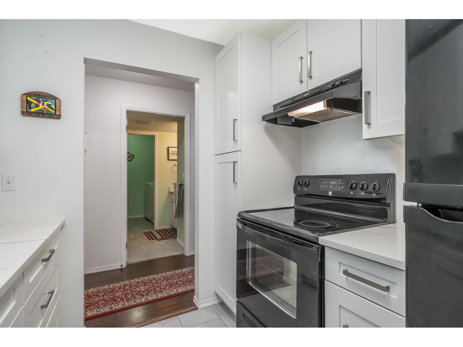 215 33535 King Road, Abbotsford, British Columbia  V2S 6Z5 - Photo 5 - R3109101