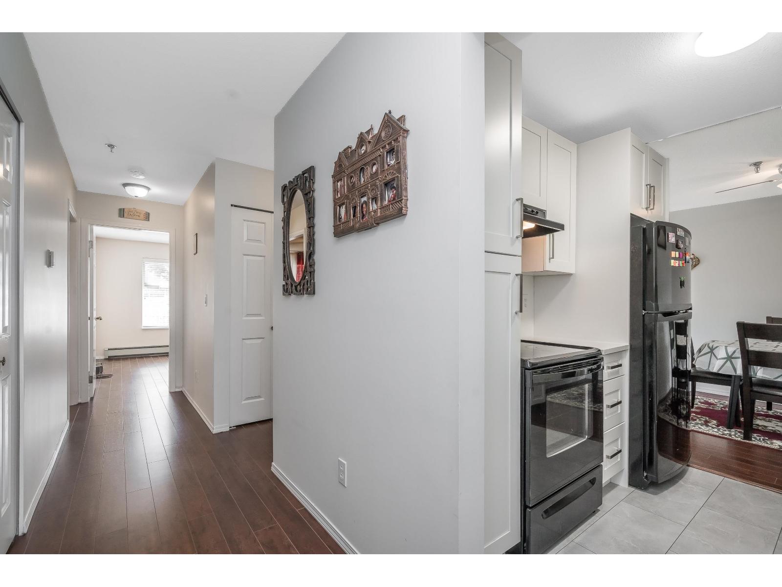 215 33535 King Road, Abbotsford, British Columbia  V2S 6Z5 - Photo 4 - R3109101