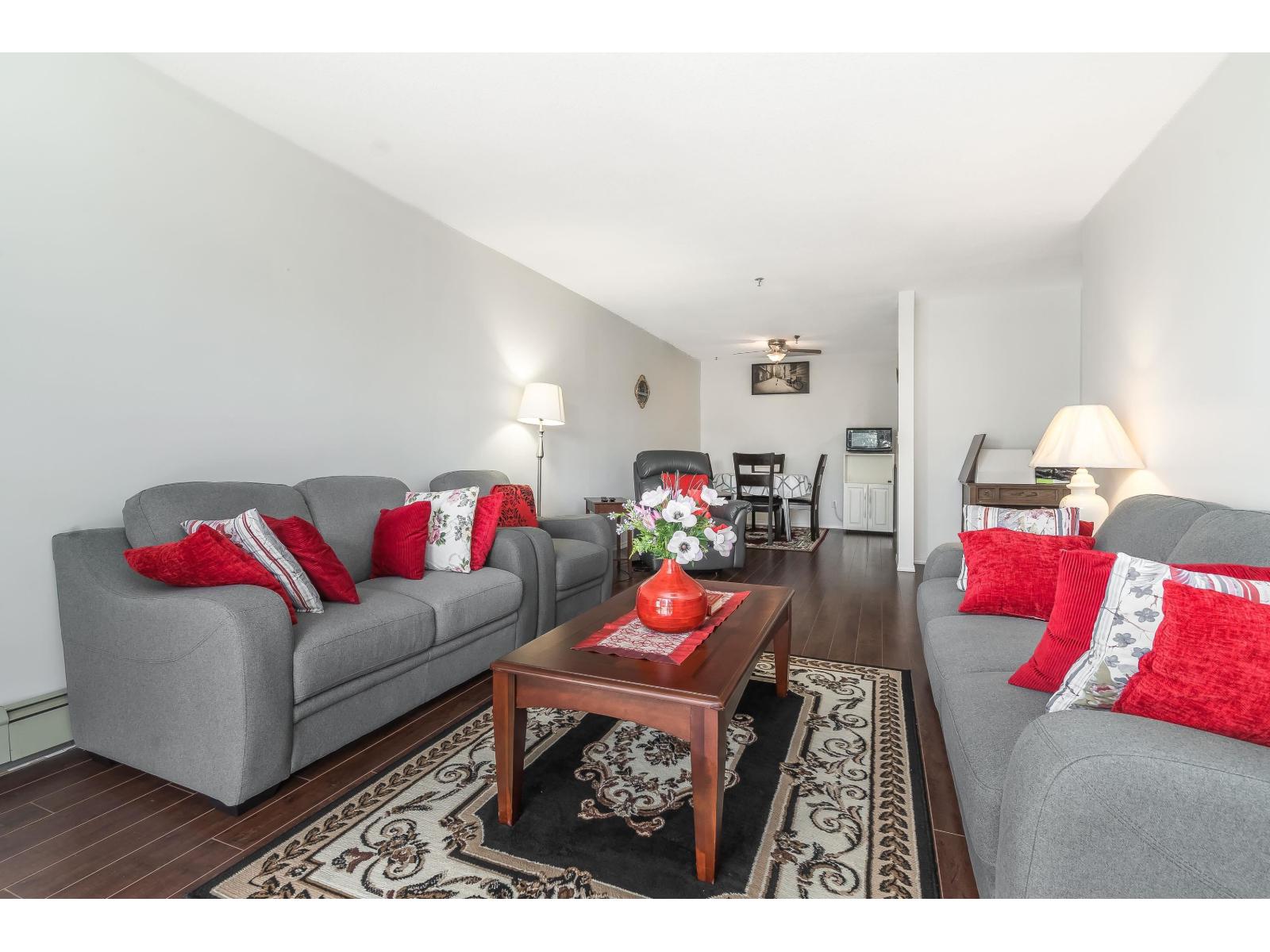 215 33535 King Road, Abbotsford, British Columbia  V2S 6Z5 - Photo 3 - R3109101