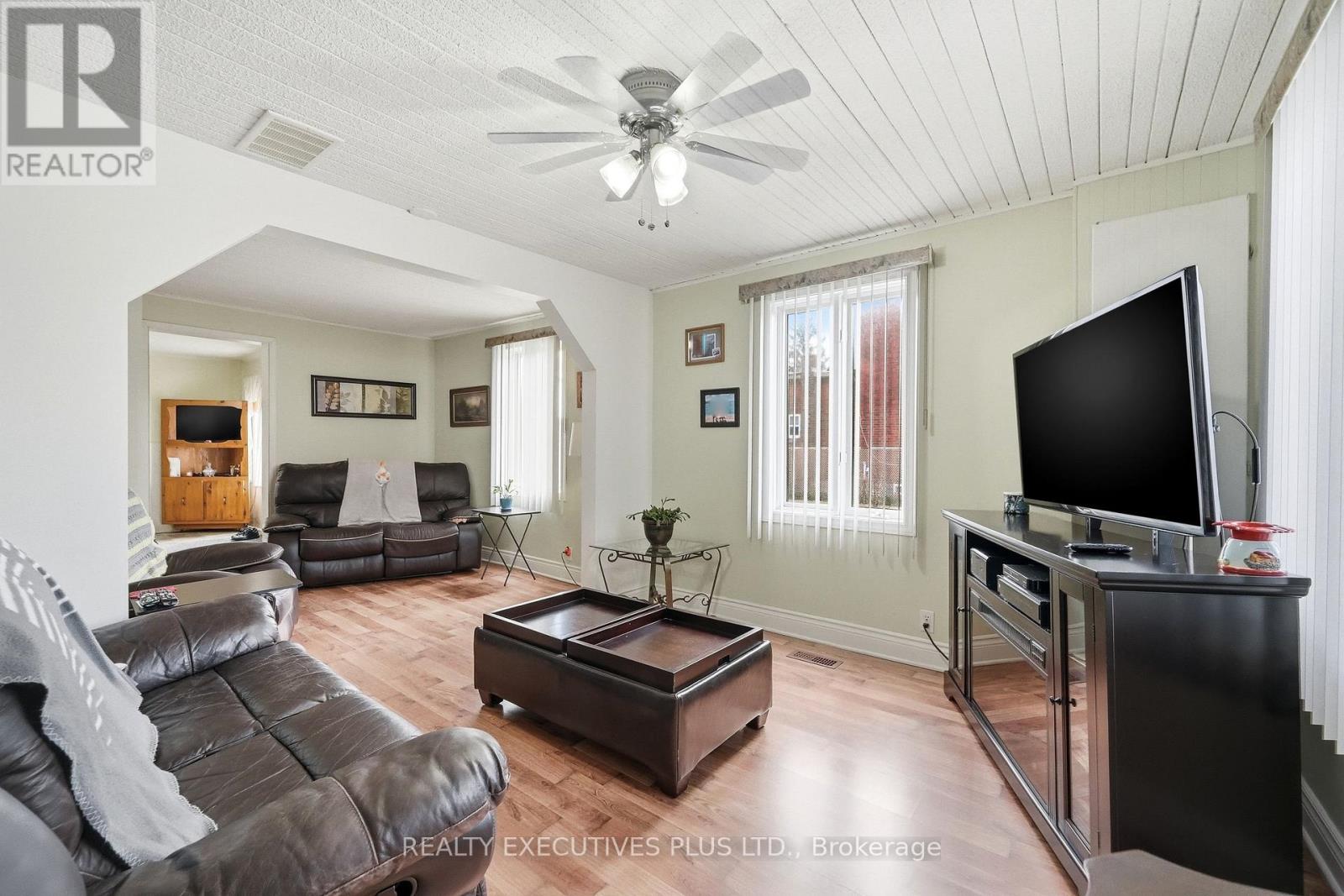 3721 Champlain Street, Clarence-Rockland, Ontario  K0A 1E0 - Photo 10 - X12991666