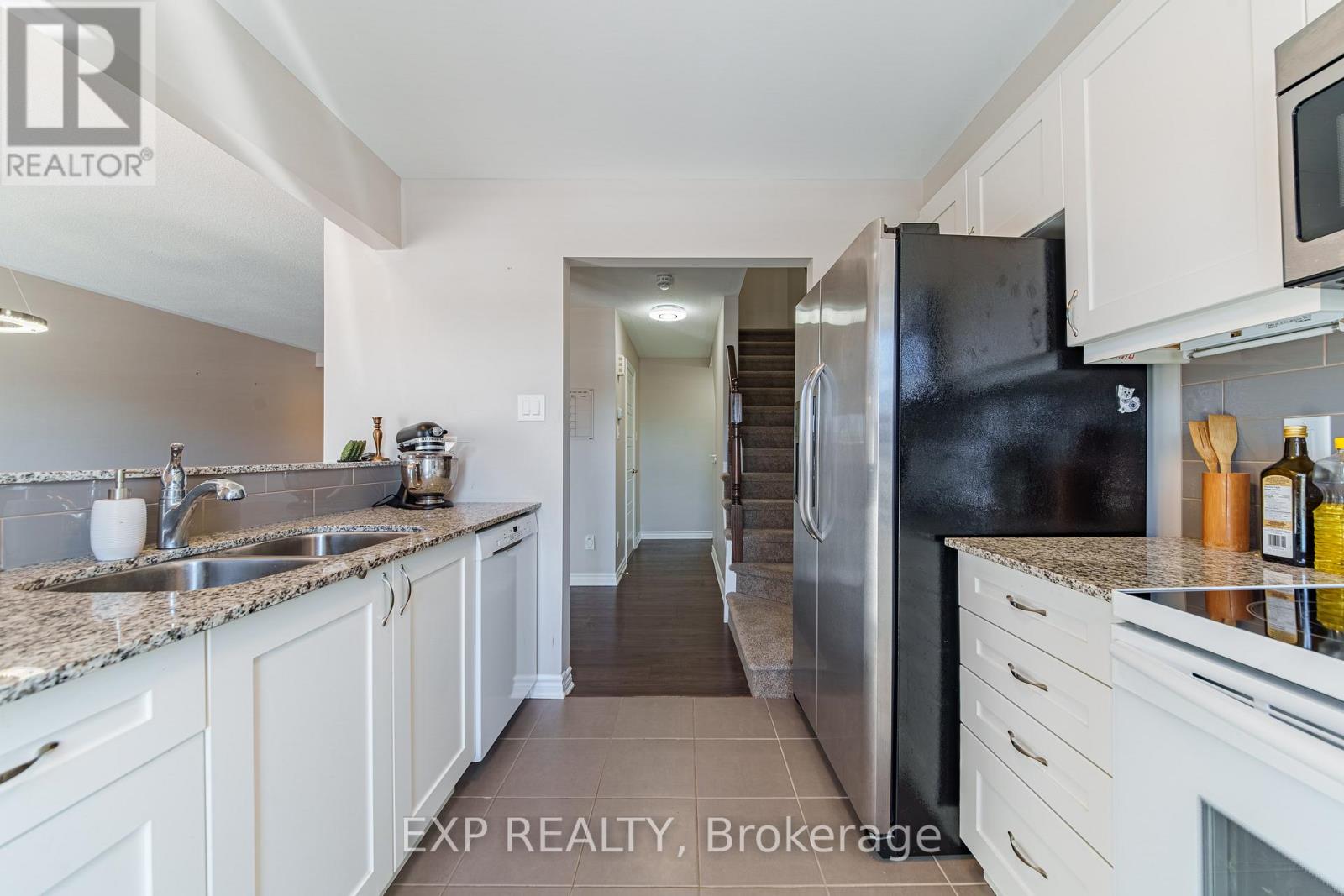 523 Ensatina Crescent, Ottawa, Ontario  K2J 6H4 - Photo 17 - X12991830