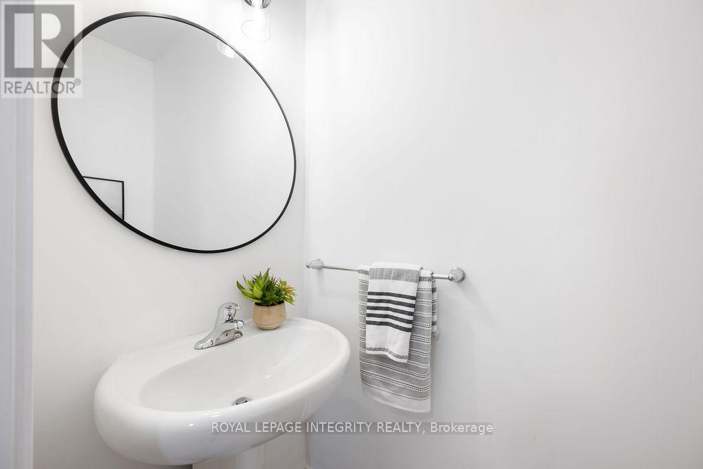 182 Visor Private, Ottawa, Ontario  K2V 0S6 - Photo 4 - X12991942