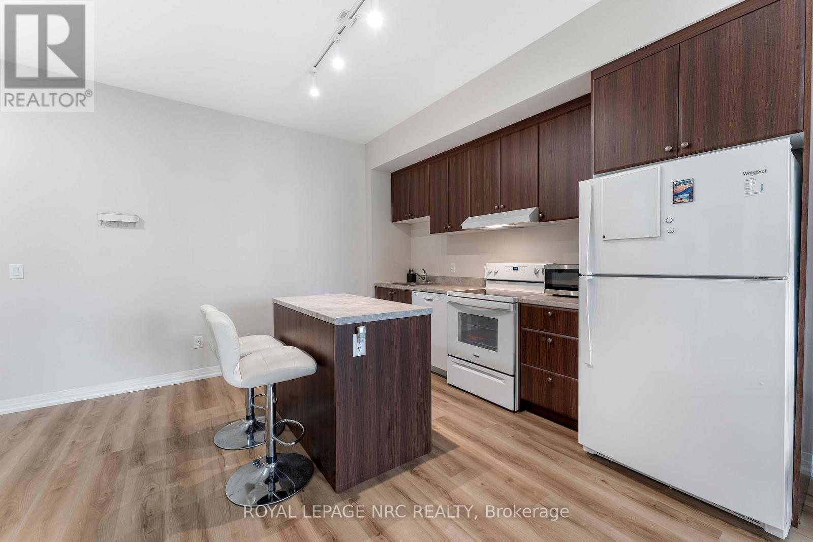 Lp45 - 50 Herrick Avenue, St. Catharines, Ontario  L2P 0G3 - Photo 10 - X12991778