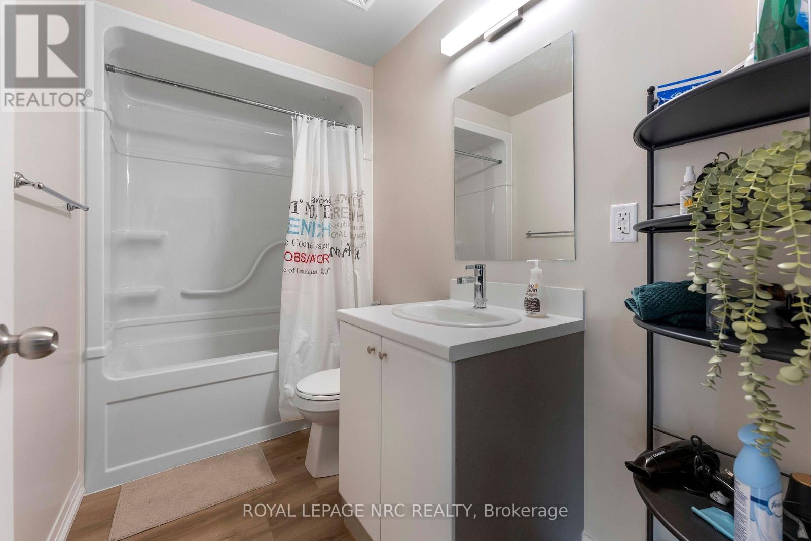 Lp45 - 50 Herrick Avenue, St. Catharines, Ontario  L2P 0G3 - Photo 15 - X12991778