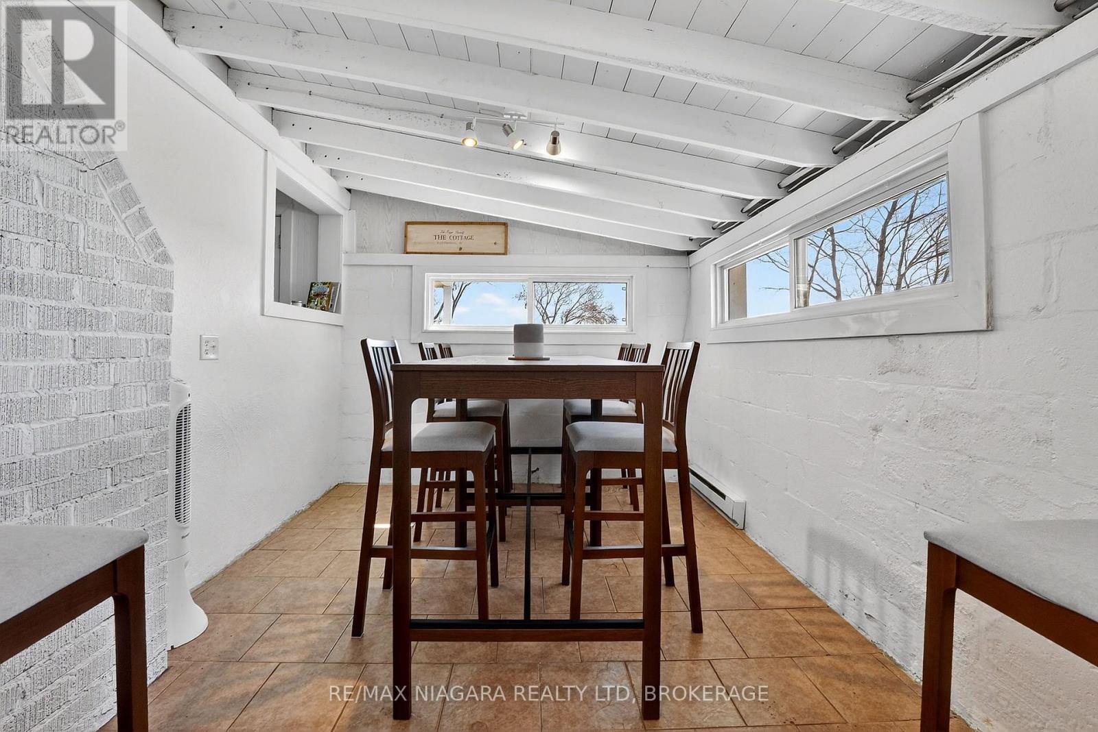 239 Pleasant Beach Road, Port Colborne (Sherkston), Ontario L0S 1R0 - Photo 10 - X12991784